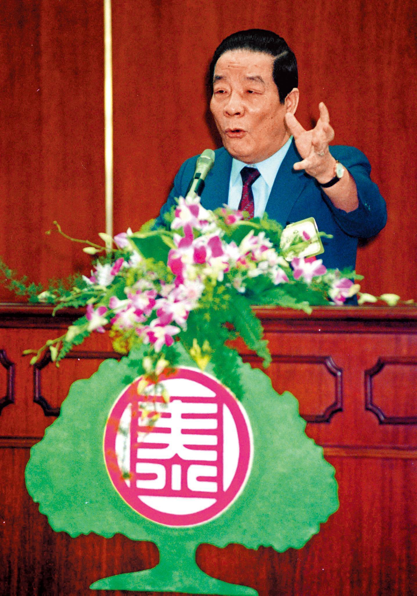 國泰集團創辦人蔡萬霖看重員工,並以「講信修義」當成家訓。(東方IC)