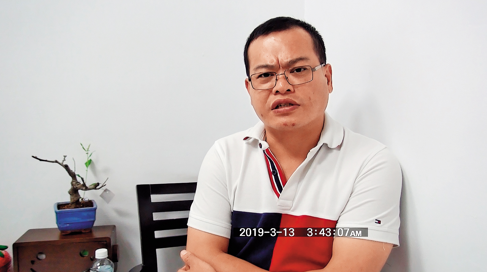 時任仁武偵查隊長郭家峰偵辦仁武鐵工廠命案時，意外聽到死者友人一句話，連破二命案。