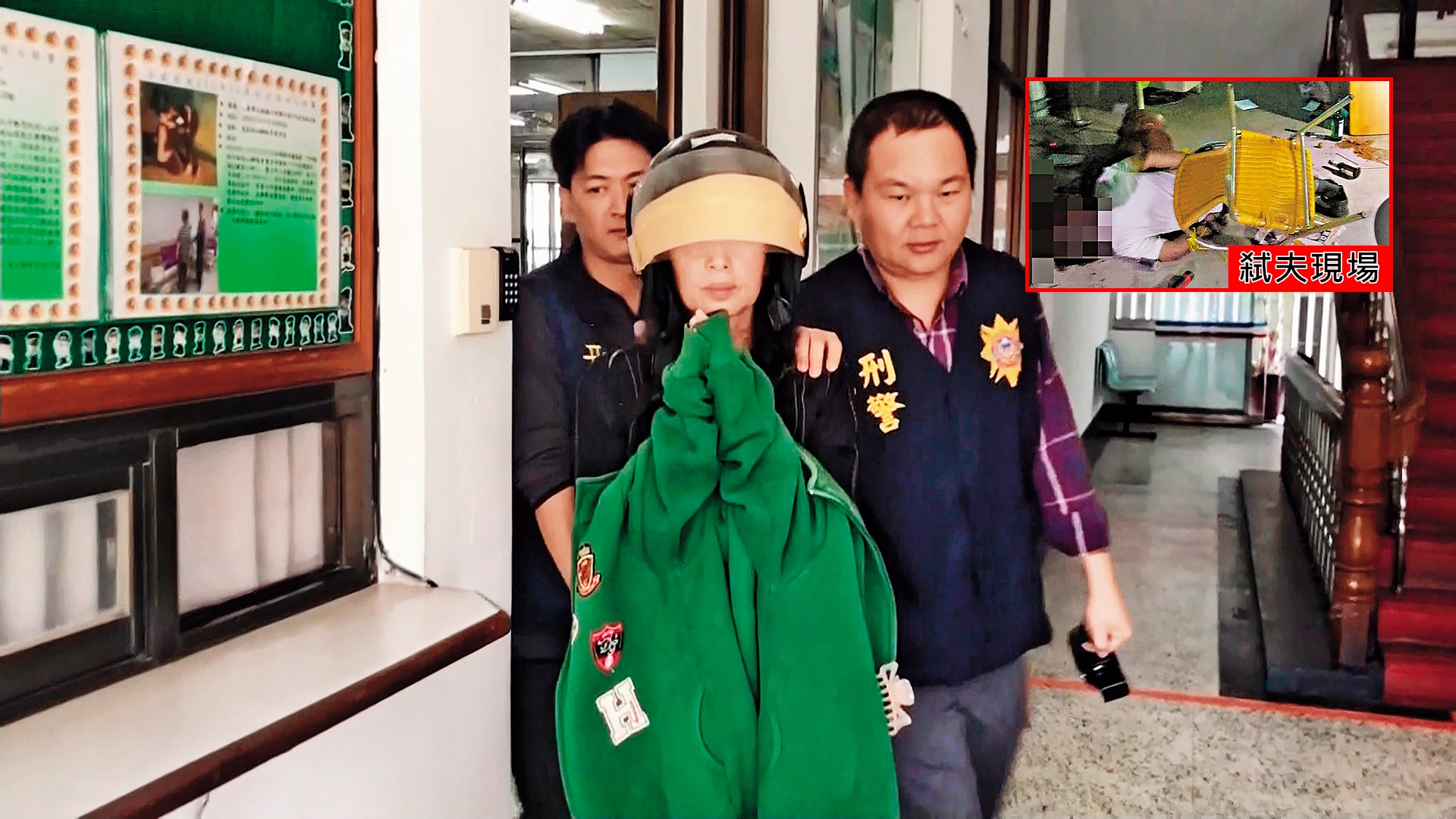 身材瘦小的王婦（中）因為電視購物成癮，欠下大筆卡債，犯下殺夫毒女的驚人命案。（東森新聞提供）