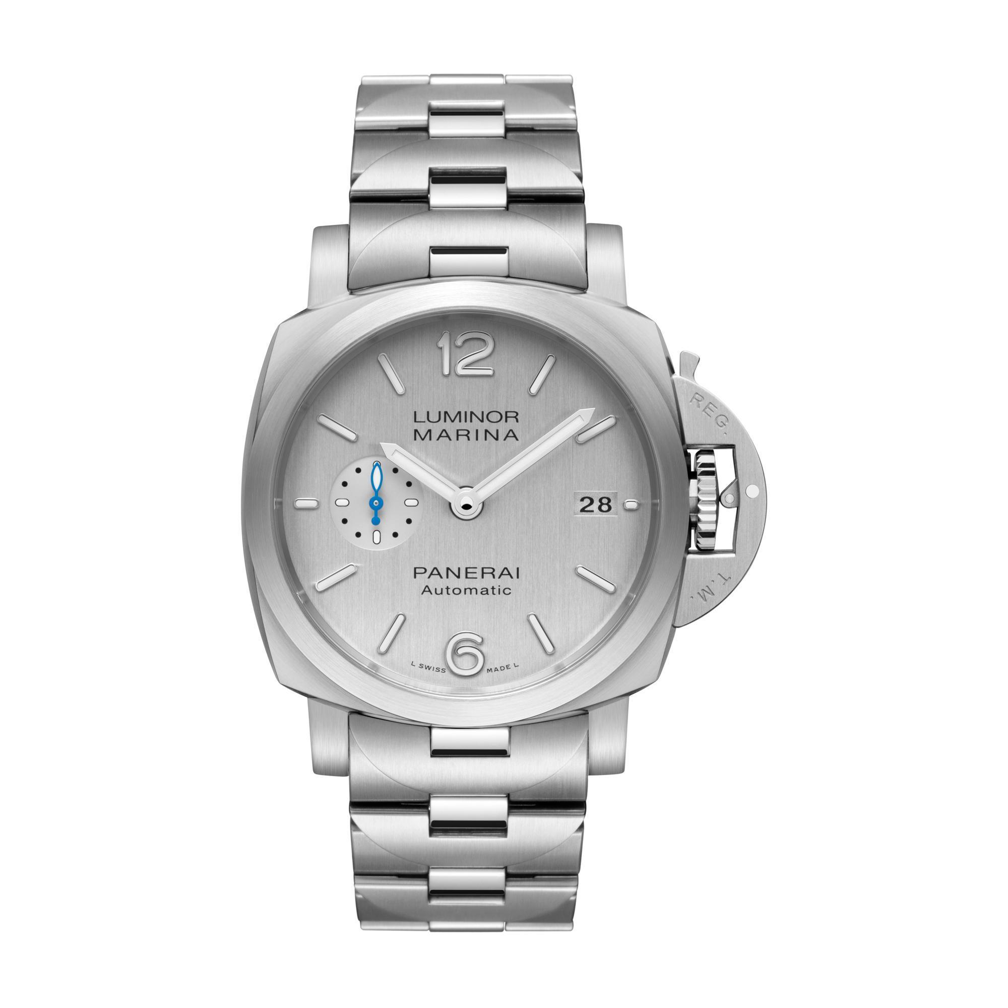 PAM00977與PAM00978這兩款作品差異僅在尺寸,前者為42mm,後者則是44mm。PAM00977定價為NT$ 259,000,PAM00978則為NT$262,000。