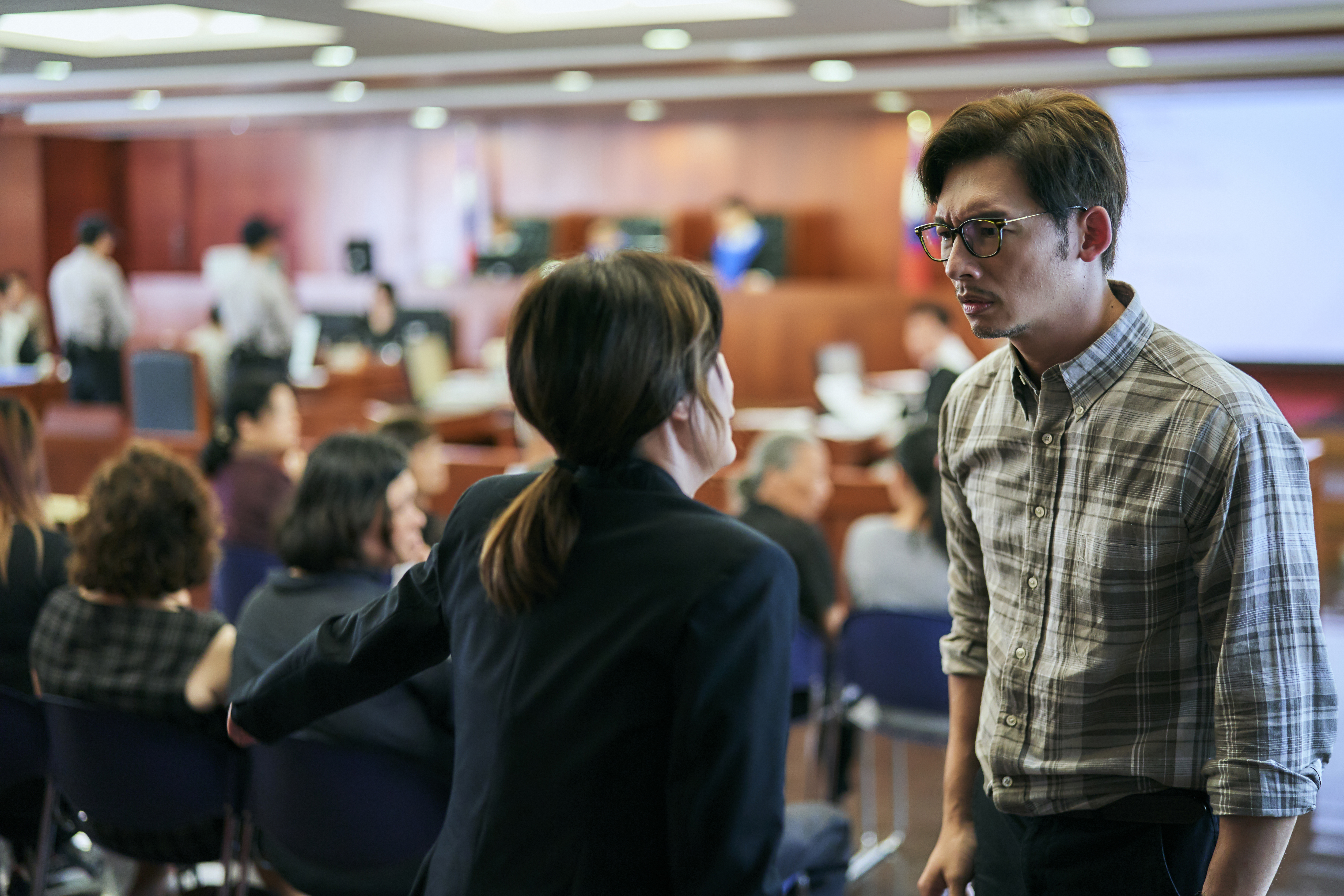 《我們與惡的距離》議題相當沉重，溫昇豪坦言自己負起在片場逗大家開心的任務。（HBO提供)