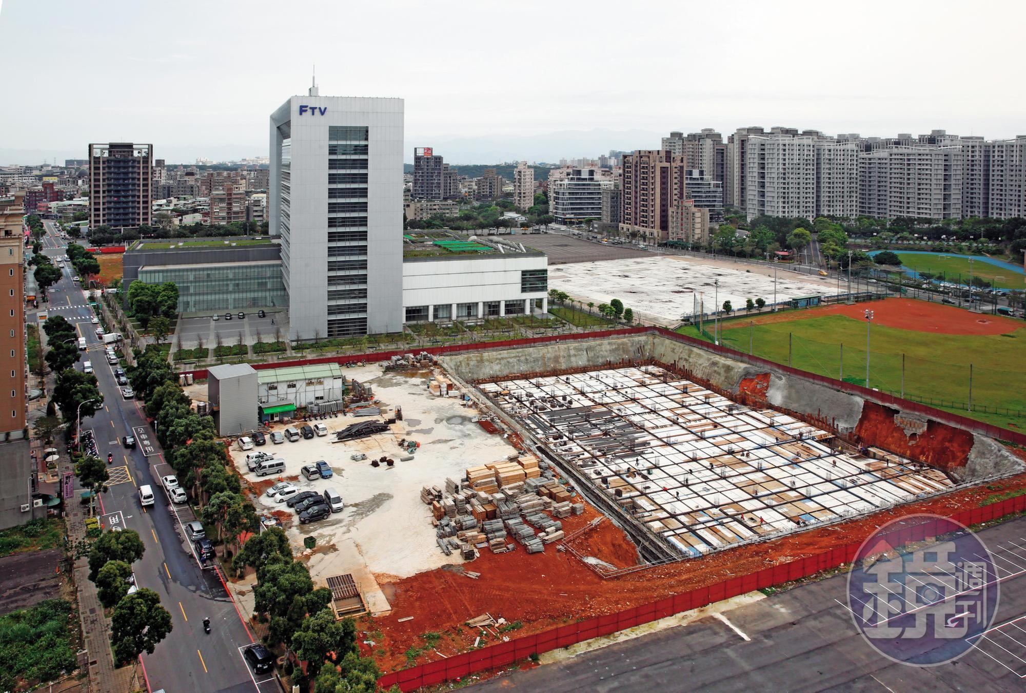 為了民視總部第三期工程，民投擬向台新銀行借貸5億元。