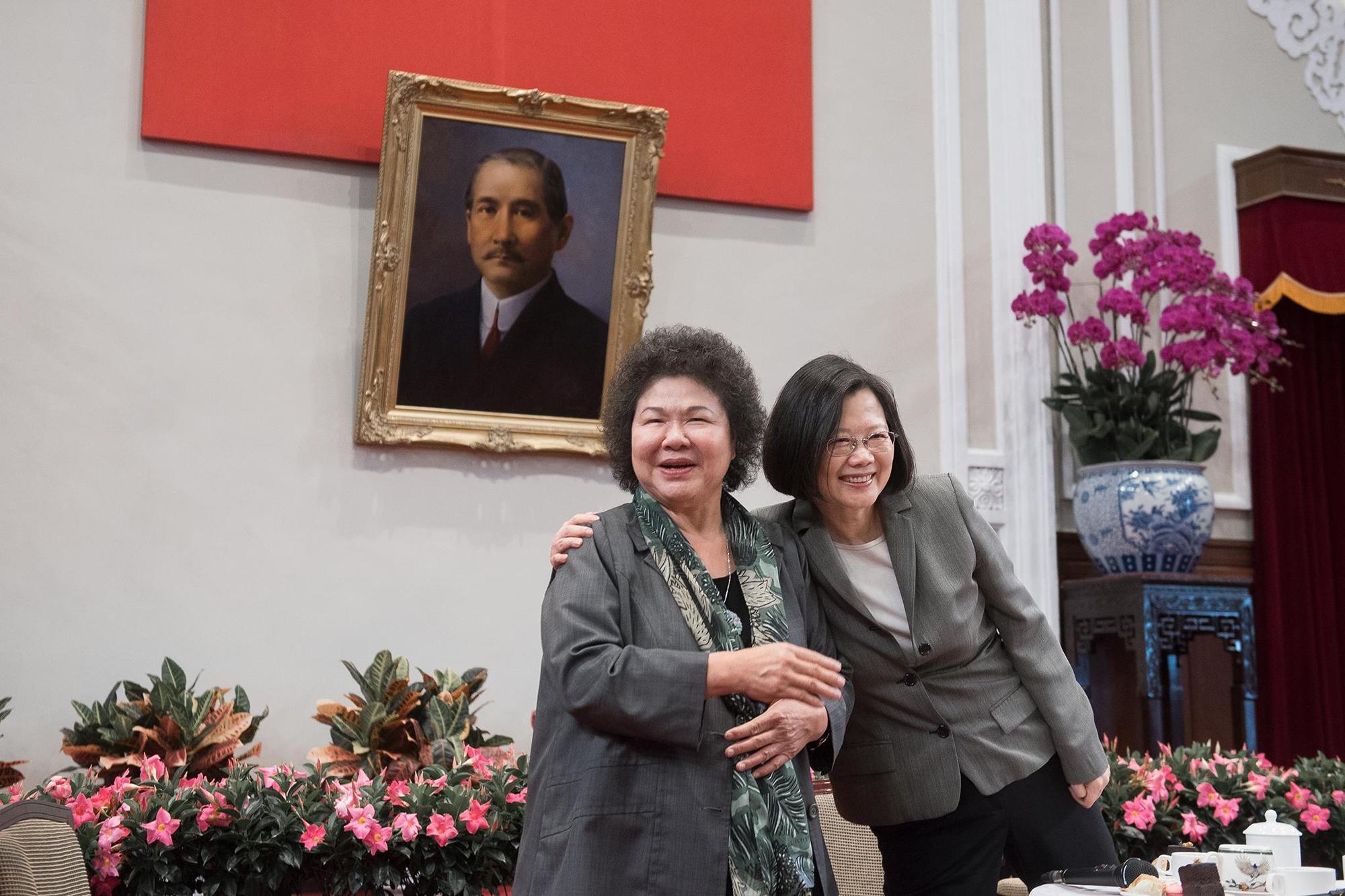 總統府祕書長陳菊於臉書po文表態，「我支持蔡英文總統競選連任。」（總統府提供）