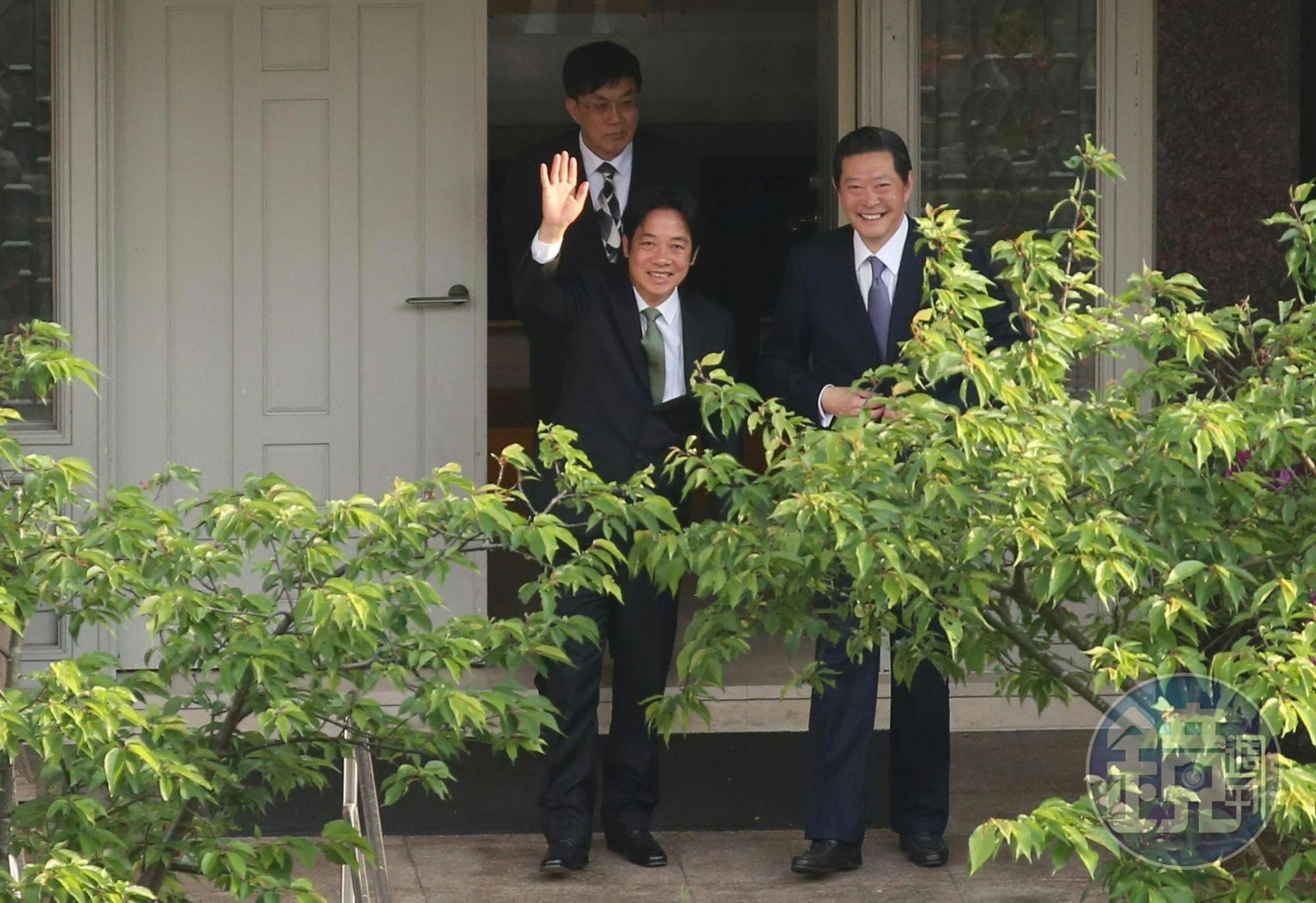 賴清德在翠山莊停留約50分鐘後離開，不過李登輝並未送他到門口。