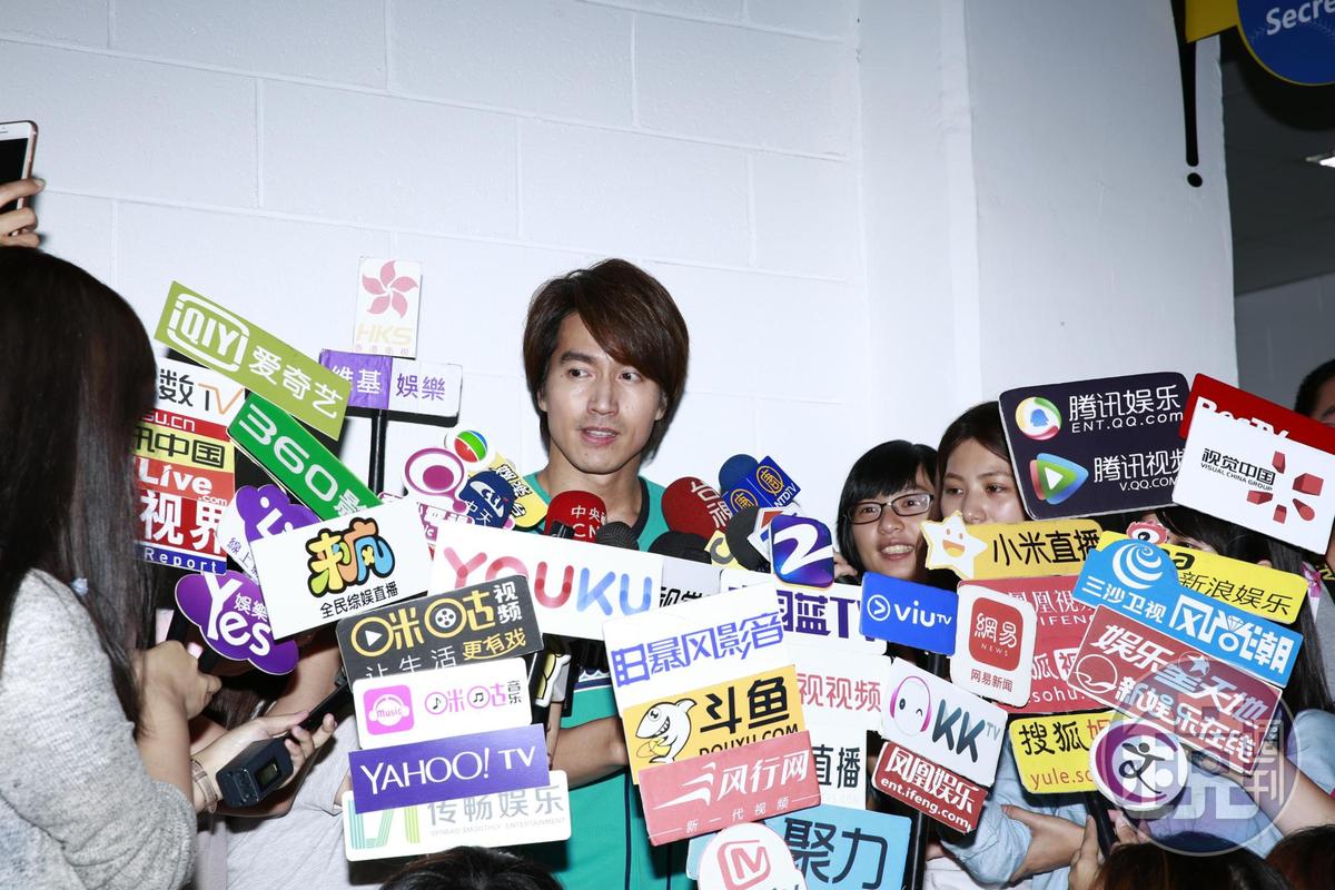 言承旭承認去了夜店跑趴，但是是去找房祖名，而不是勝利。（本刊資料照）