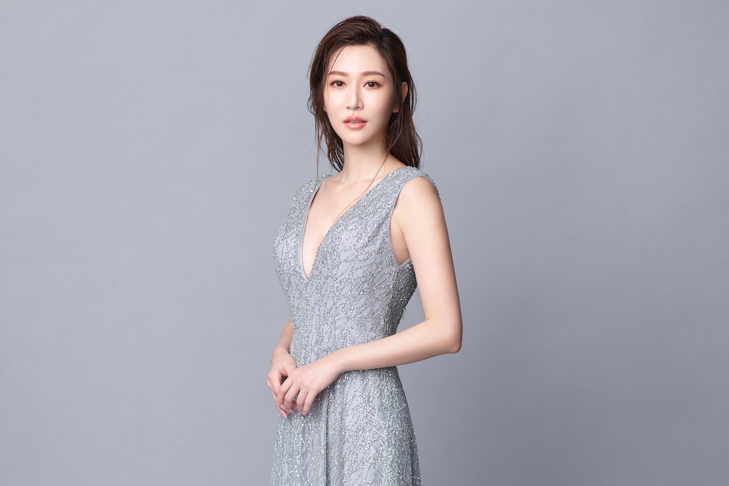 曾莞婷自創保養品牌每月營業額破500萬元，宣布打造百人團隊，進軍大馬市場。（萃莞媄提供）