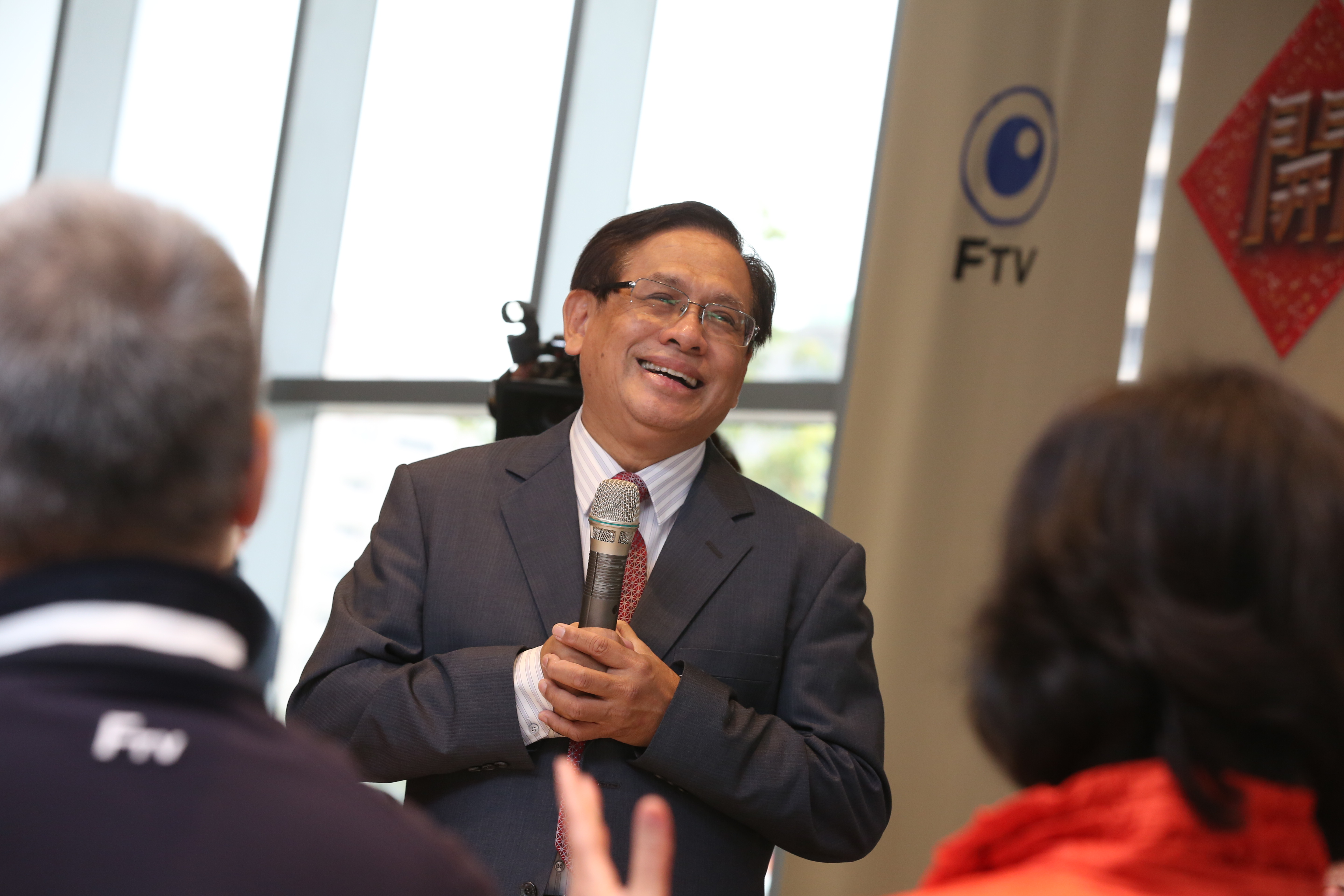 民視董座郭倍宏在主管會議上發聲明表示，借貸的5億已歸還民視。