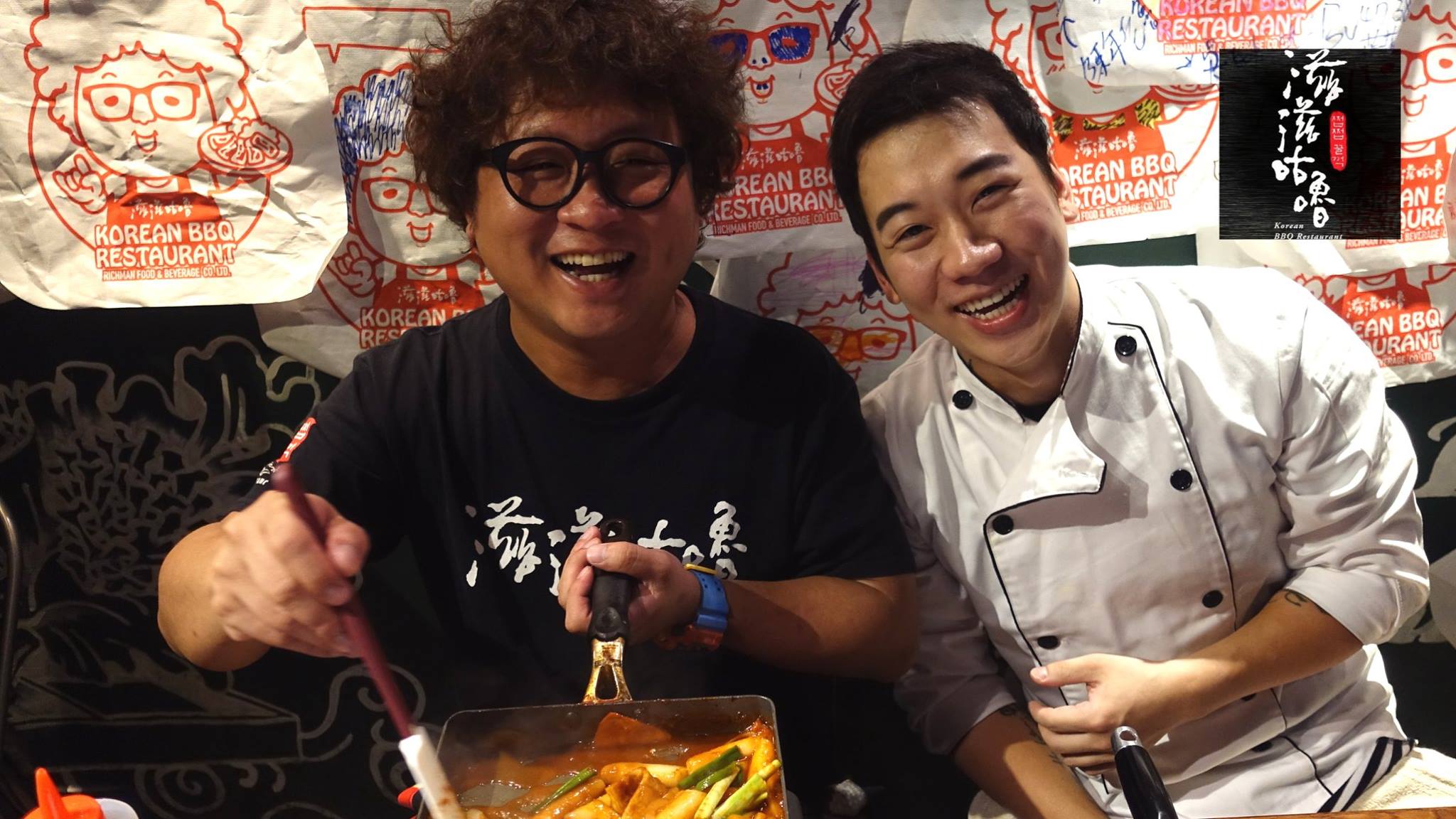 藝人納豆（左）投資的韓式燒肉店「滋滋咕嚕」陸續倒店。（翻攝自滋滋咕嚕中壢店臉書）