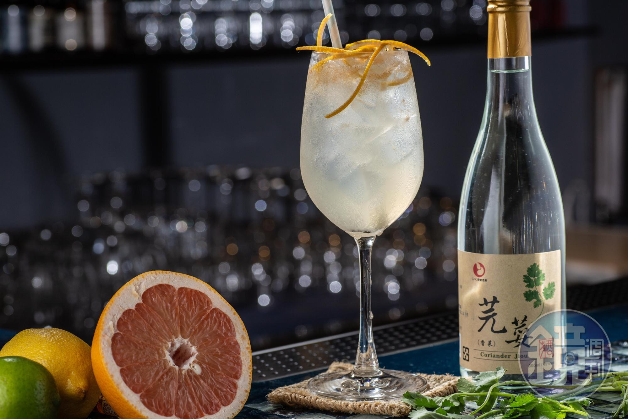巧妙轉化芫荽風味酒強烈個性的「媽媽我長大了」,就算討厭香菜,也有可能愛上它。(330元/杯)