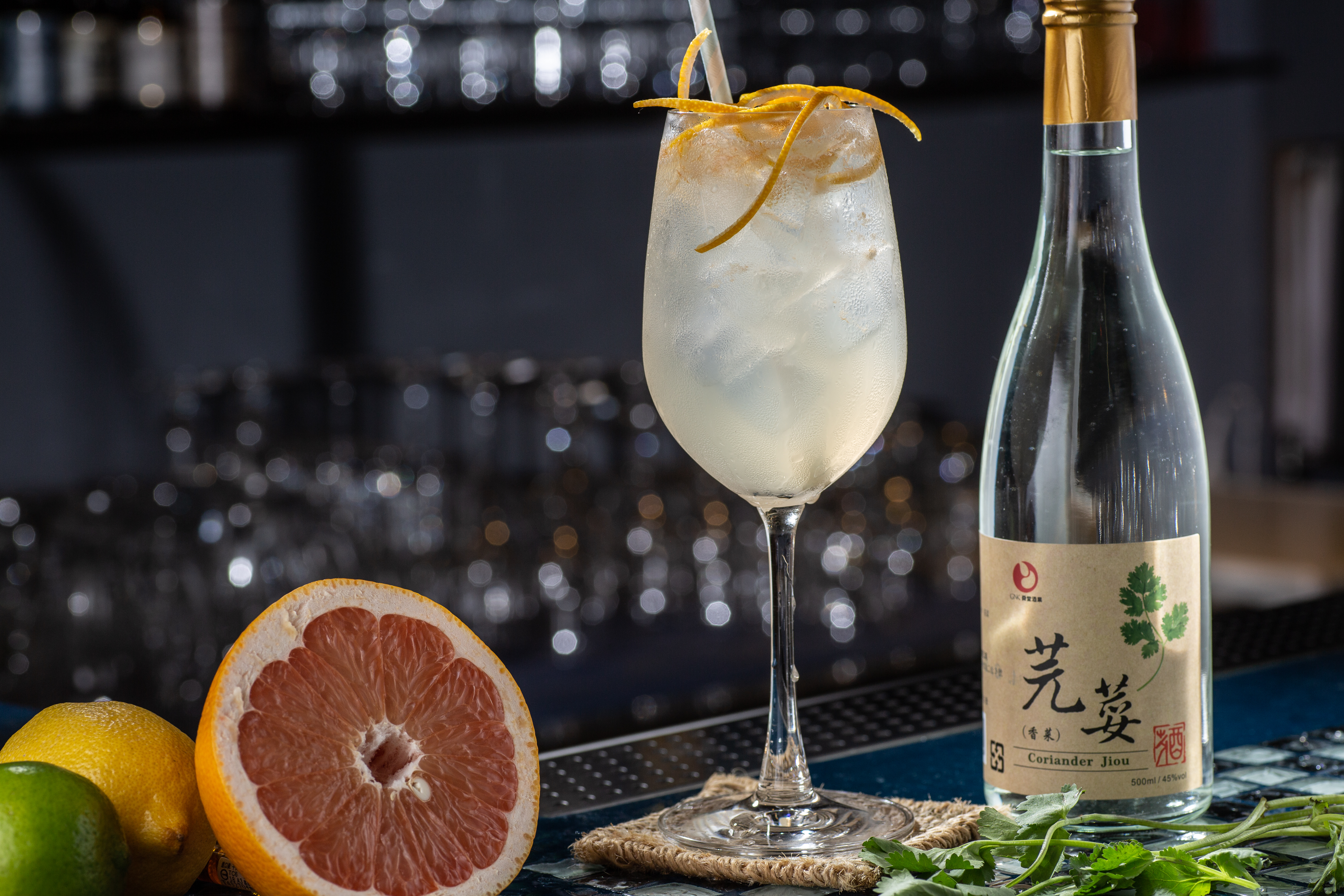 巧妙轉化芫荽風味酒強烈個性的「媽媽我長大了」，就算討厭香菜，也有可能愛上它。（330元／杯）