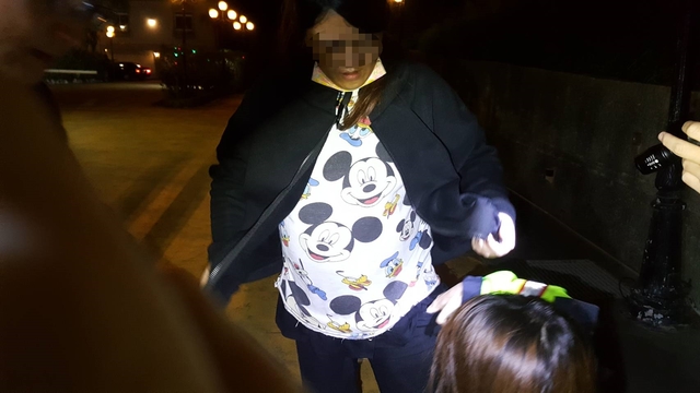 黃女挺8月大身孕吸毒、行竊。(警方提供)