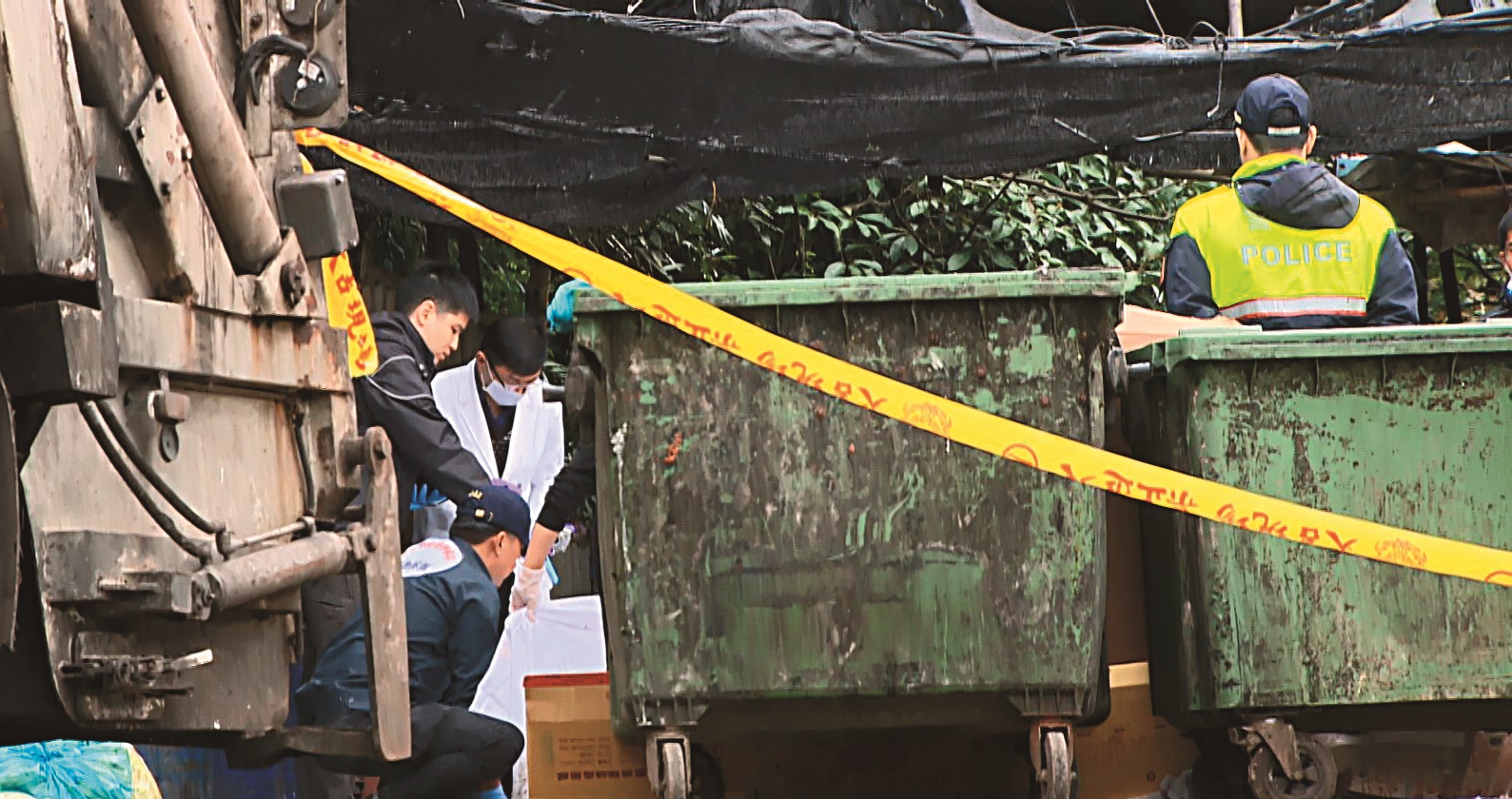 新店某清潔公司員工發現塑膠袋內裝的是女嬰屍體，才讓無辜的孩子重見天日。（東森新聞提供）