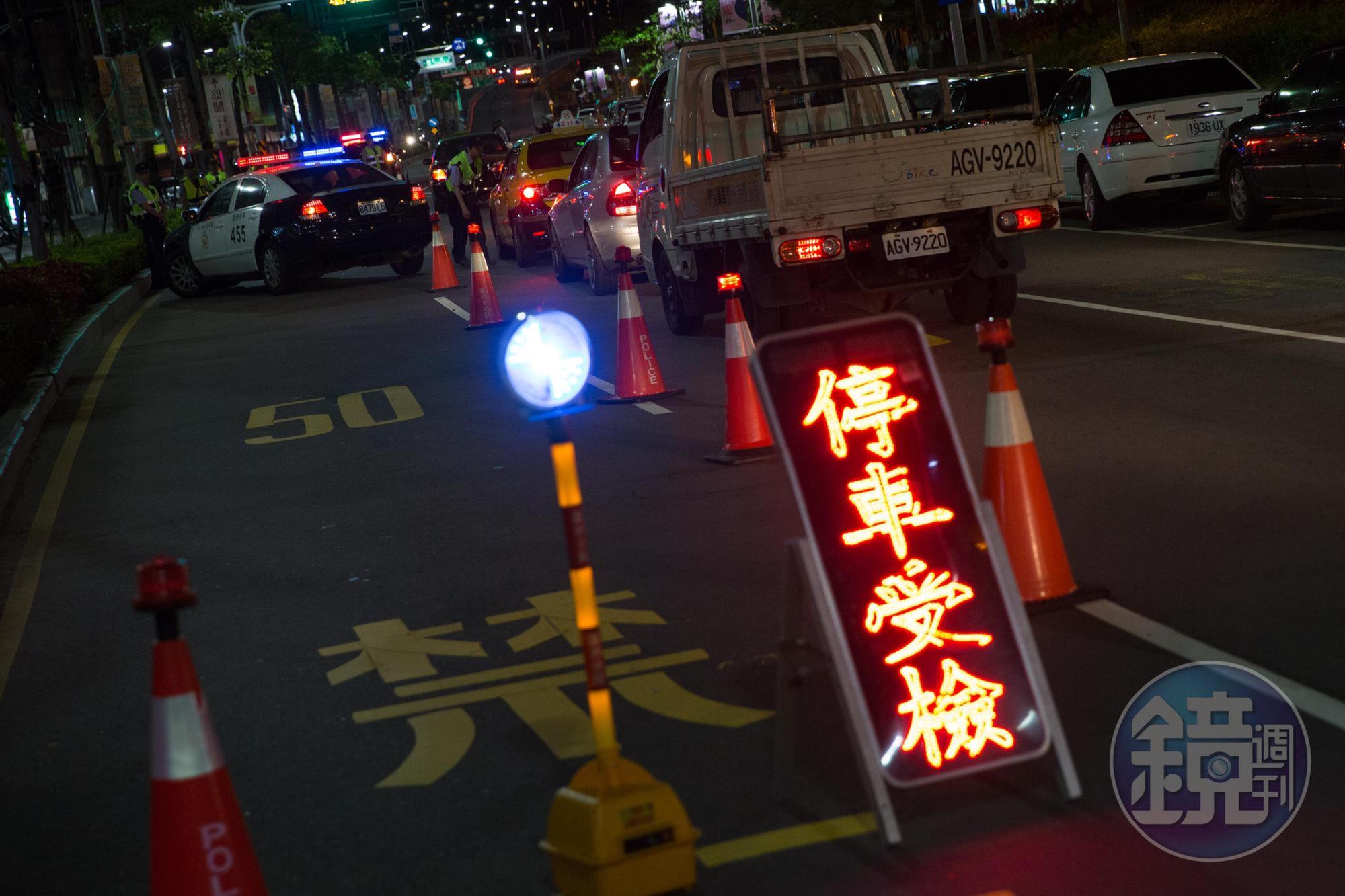 立法院院會今三讀，酒駕拒測者可罰18萬。