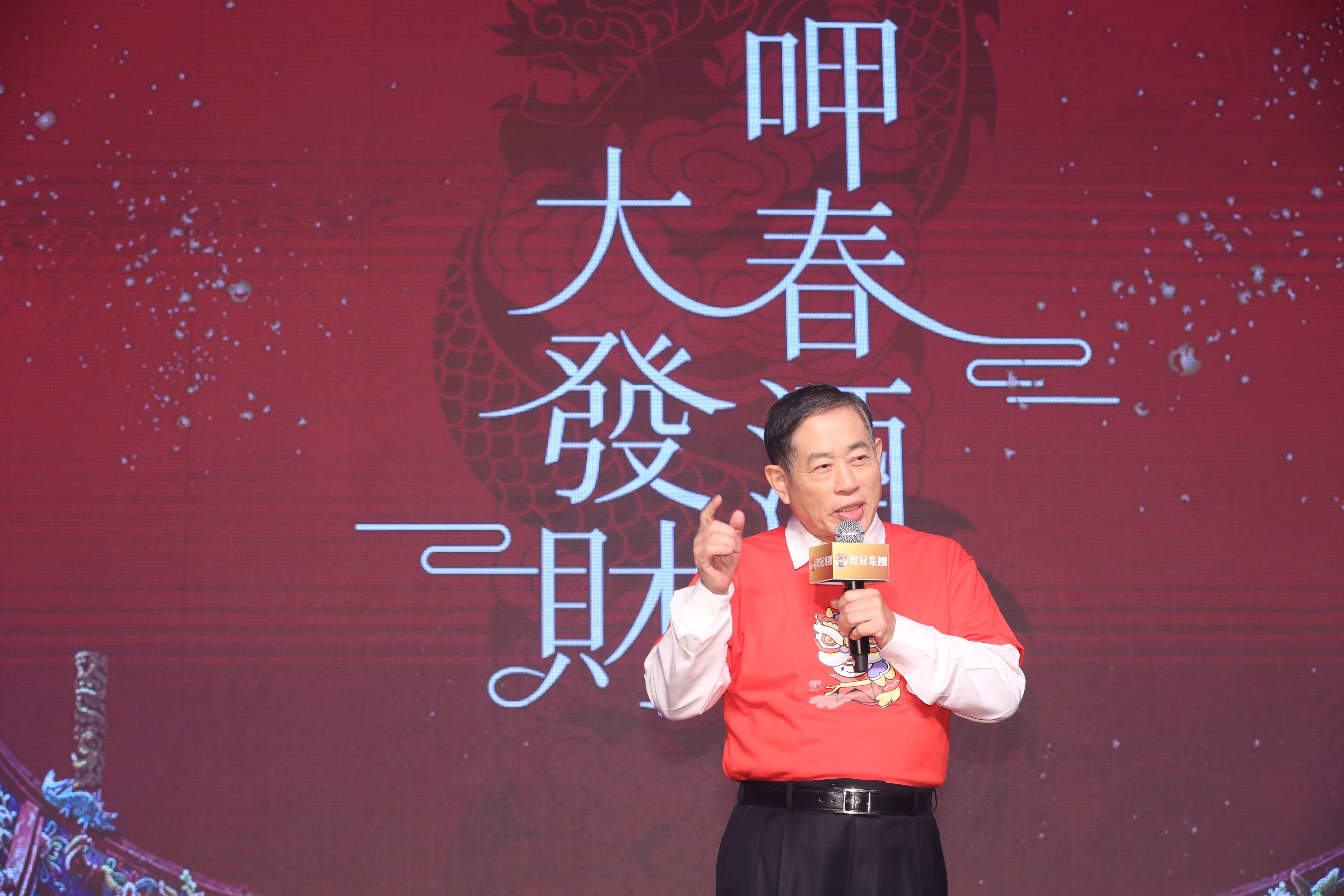 王俊博表示，去年旗下電子支付業務交易額約350億元，今年目標衝上500億元，力拚損益兩平，市占率也將進一步擴大。