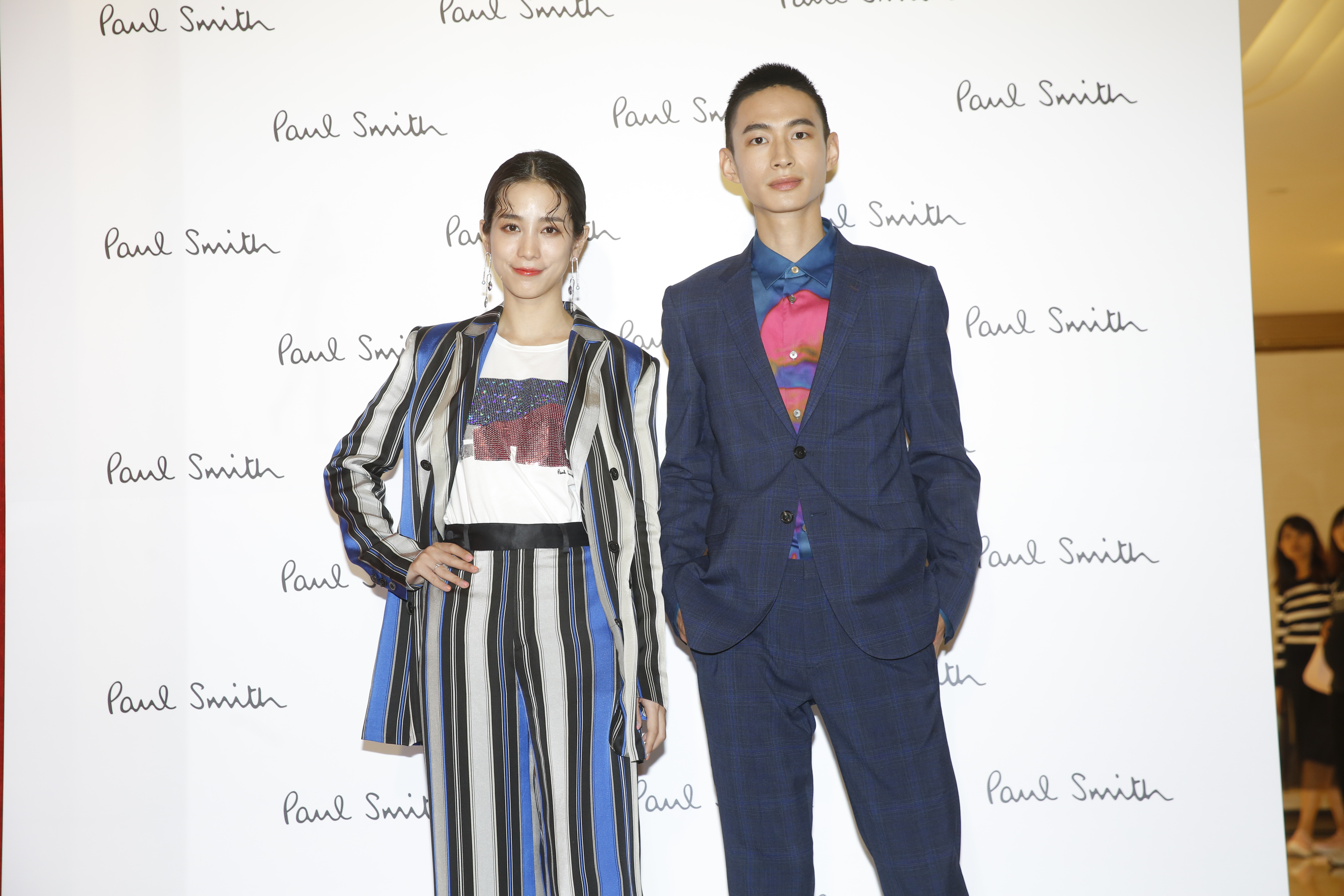 情侶檔黃河、温貞菱首度聯袂出席精品活動。