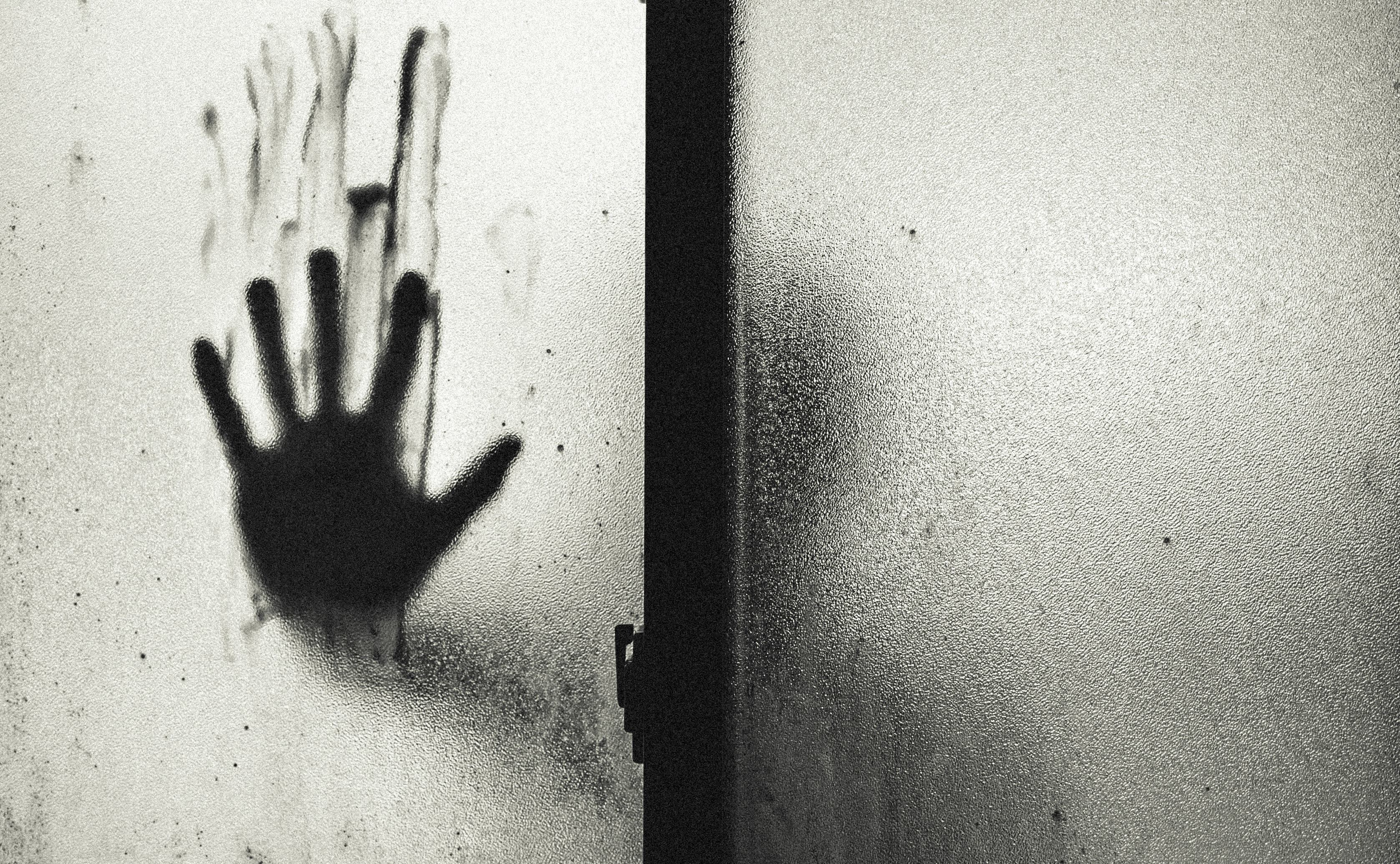 許多民眾安排旅行不只擔心飯店地點差，更害怕住到凶宅，最好先上網查詢。（翻攝自pexels）