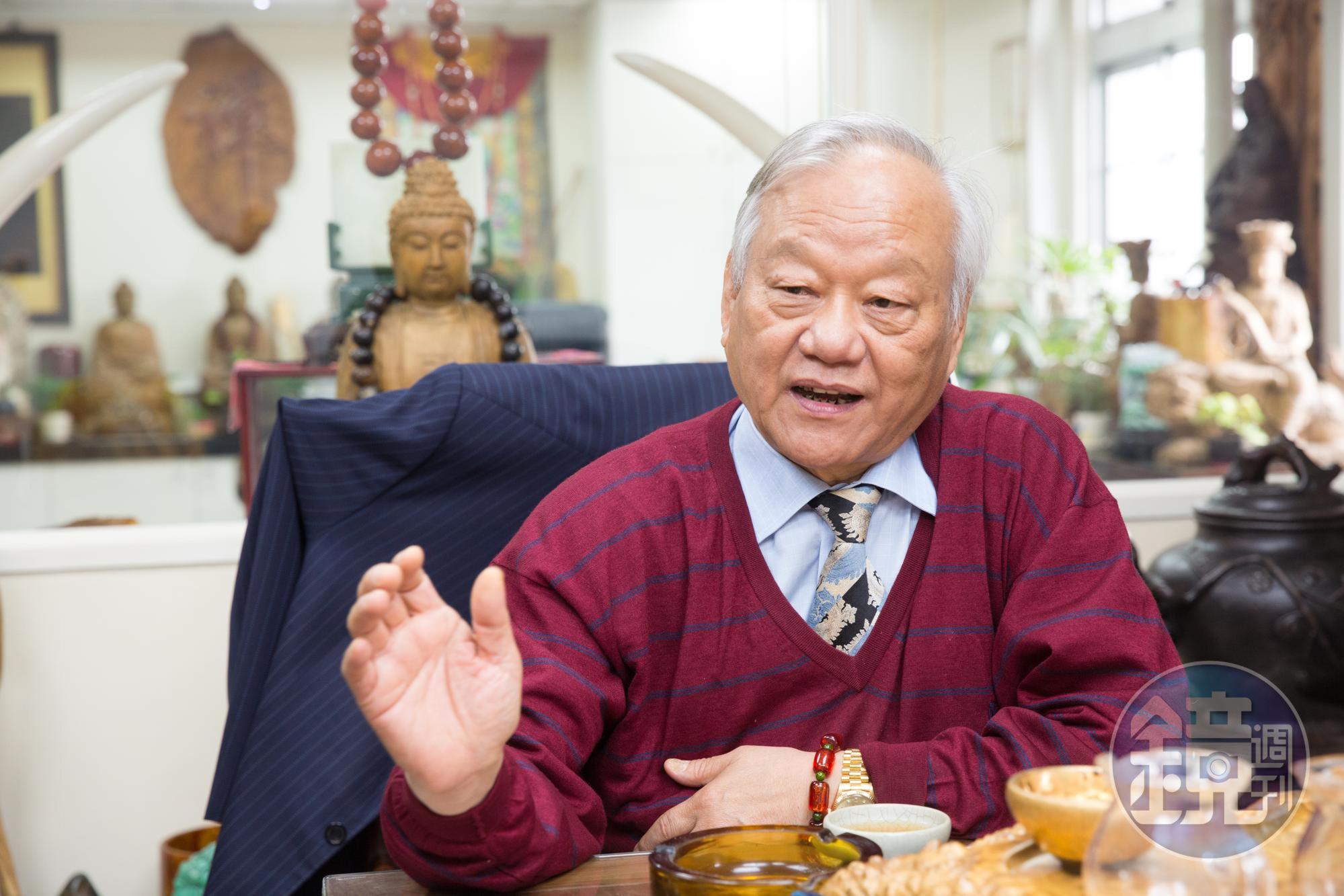 當過礦工,尤利春不怕吃苦,靠著勤懇好學的精神,只為圓創業夢。