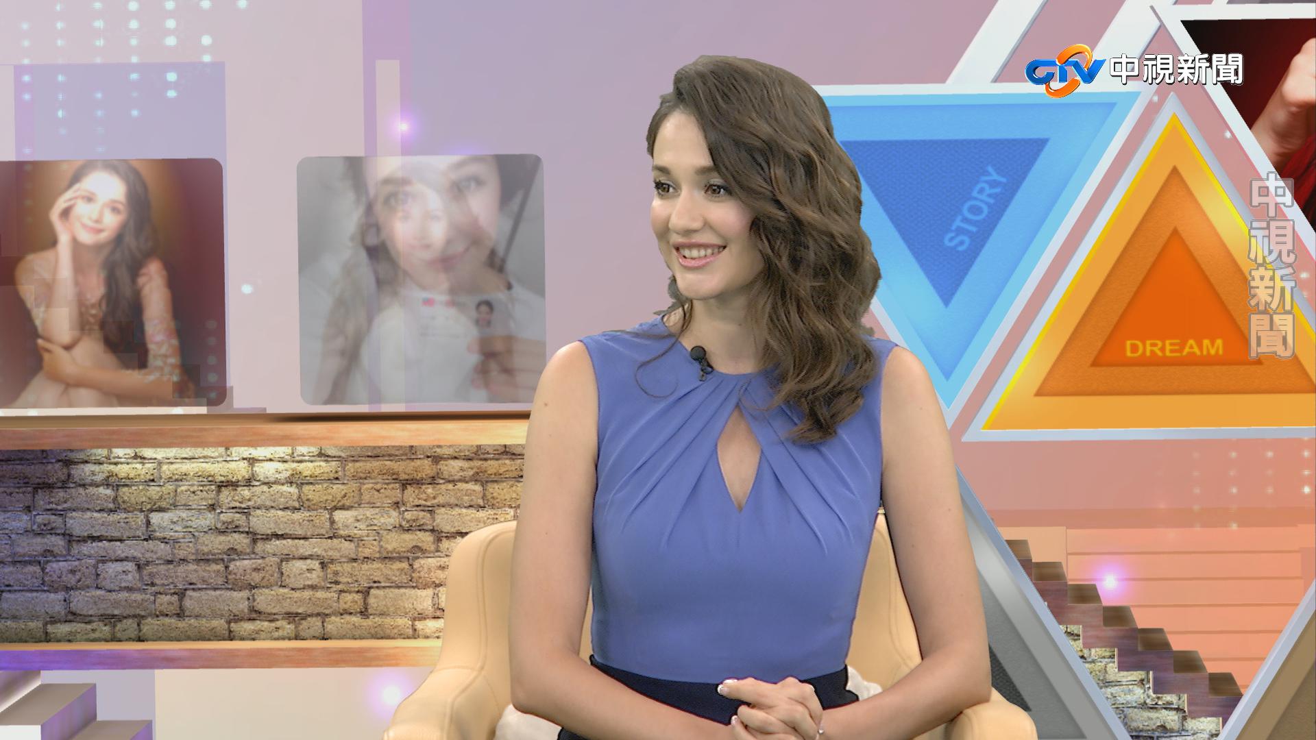 瑞莎上節目分享她成為台灣媳婦再成為真正台灣人的過程。（中視提供）