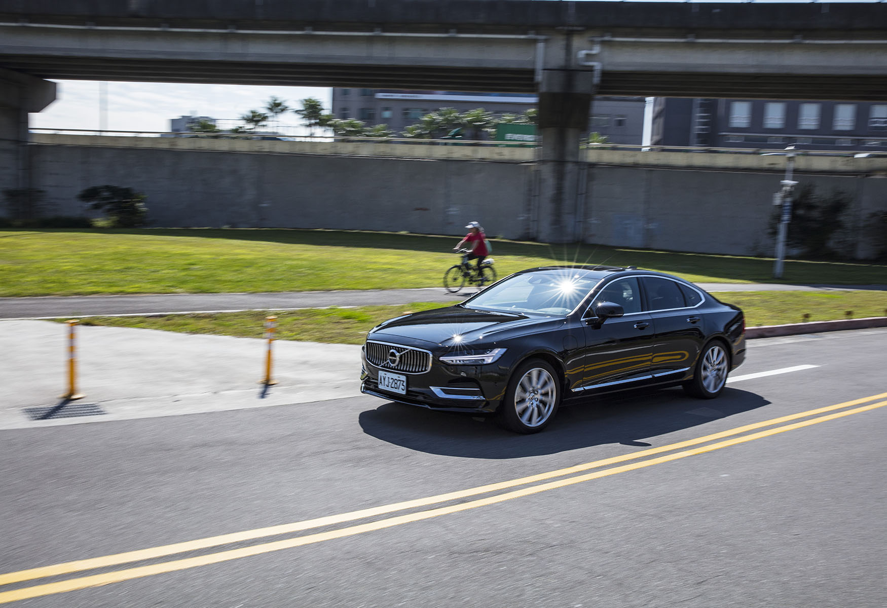 【猛獸裝乖】低汙旗艦　VOLVO S90 T8 Inscription