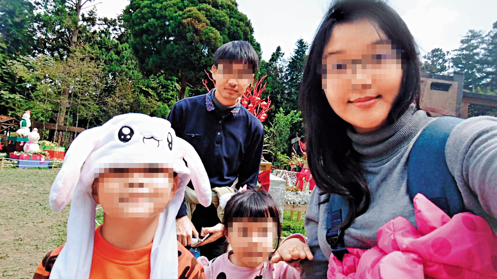 名醫（左二）與老婆（右）育有一子一女，原本婚姻幸福美滿，如今已成追憶。（翻攝臉書）