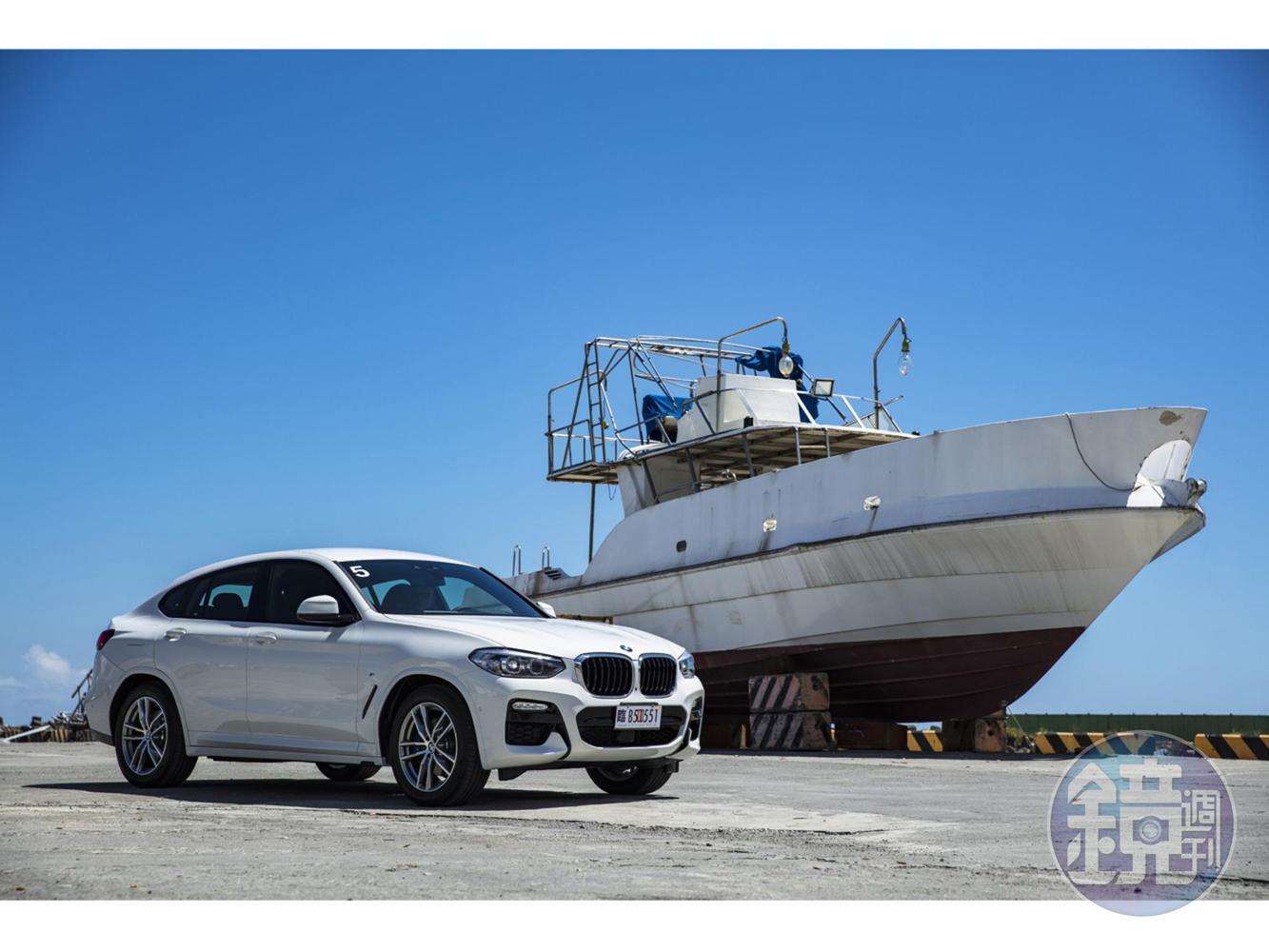 現場亦可試駕其他 BMW X系列車款,圖為X4。