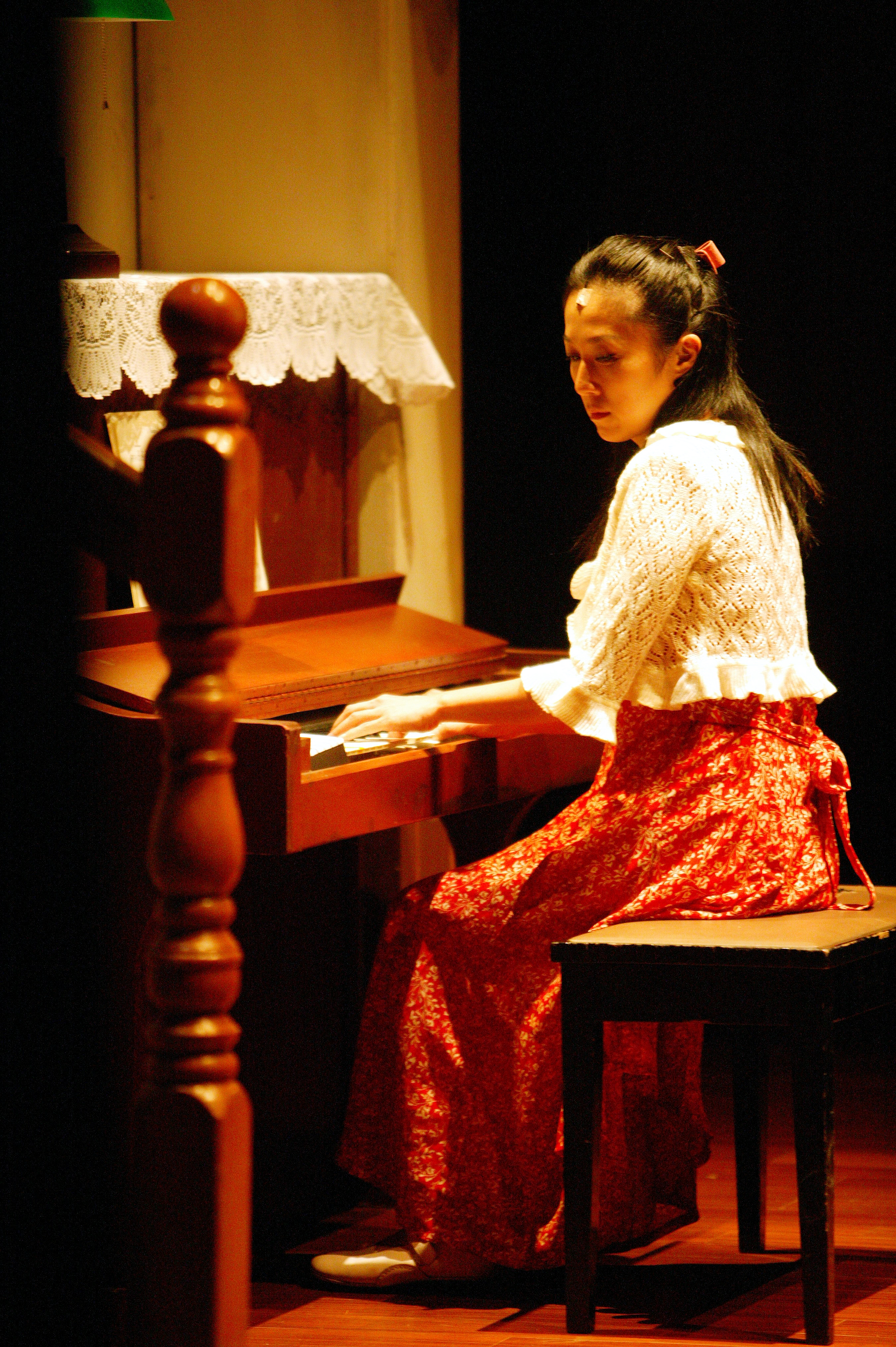 《人間條件二》製作人李永豐感謝黃韻玲等已經是Super Star地位的演員們，還願意配合加演。（綠光劇團提供）
