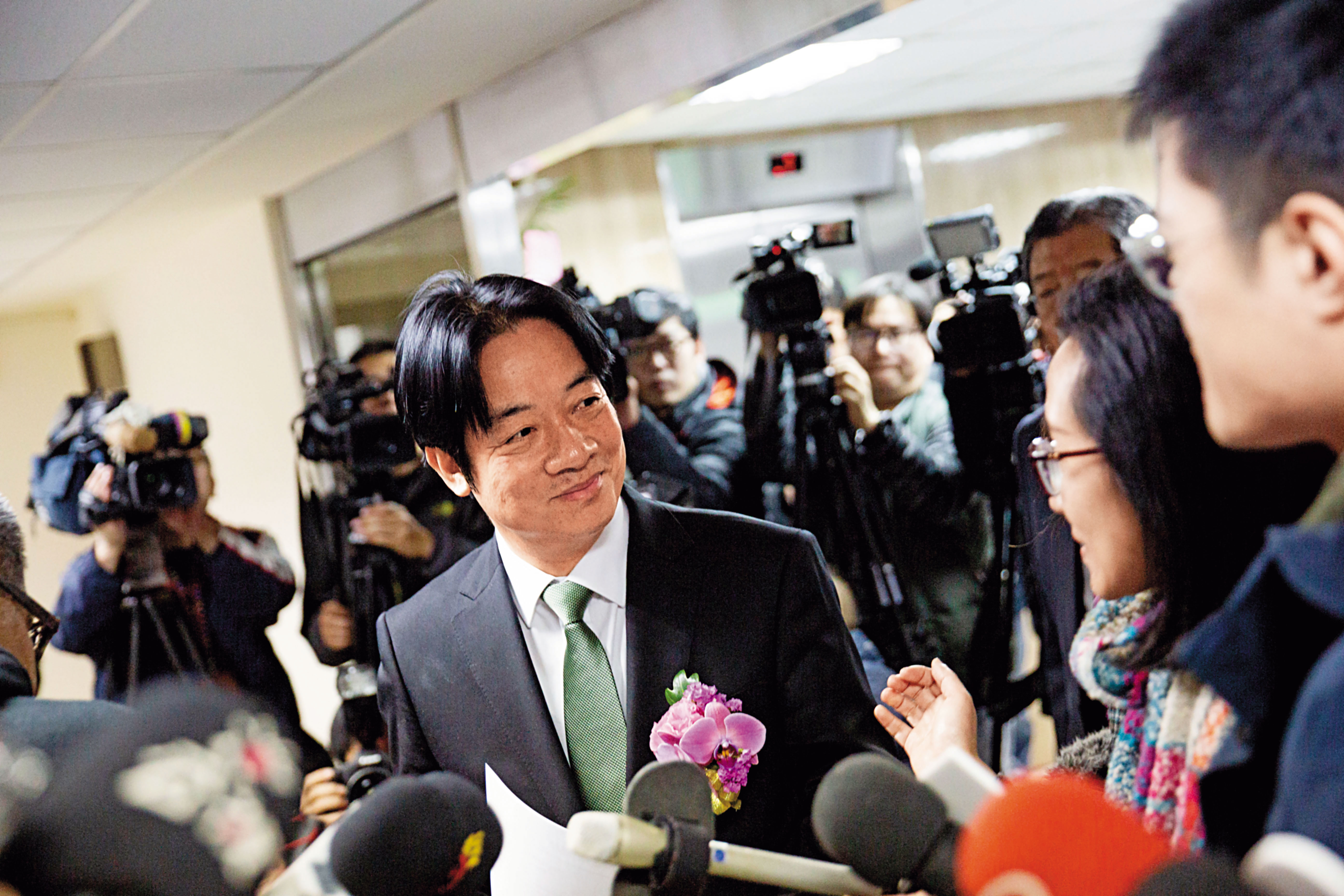 若4月間民進黨初選賴清德出線，到明年5月20日前有超過13個月時間，蔡英文都是跛腳總統。