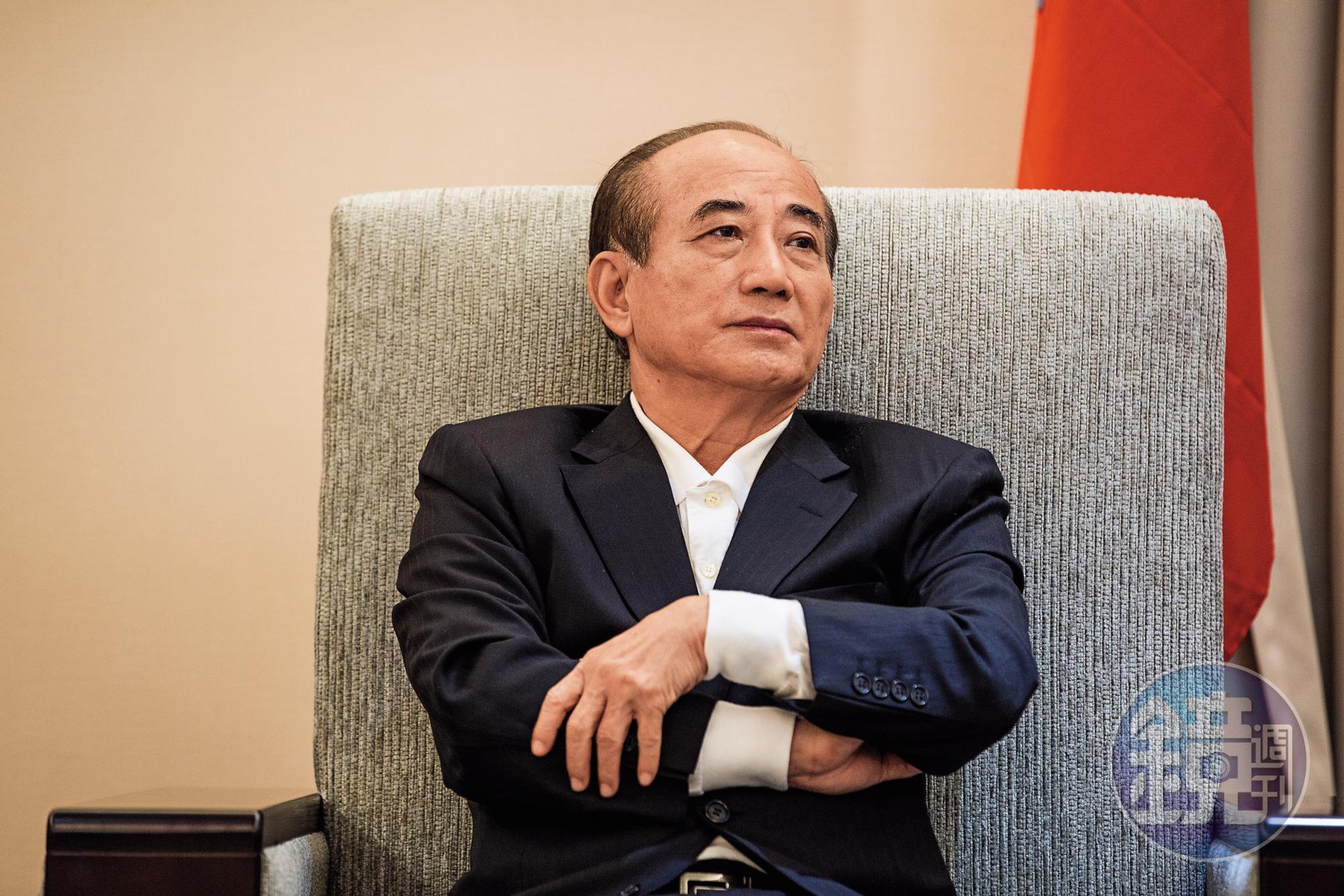 前立法院長王金平搶在吳韓會前,先在3日安排工業總會160幾位企業家到高雄與韓國瑜座談。