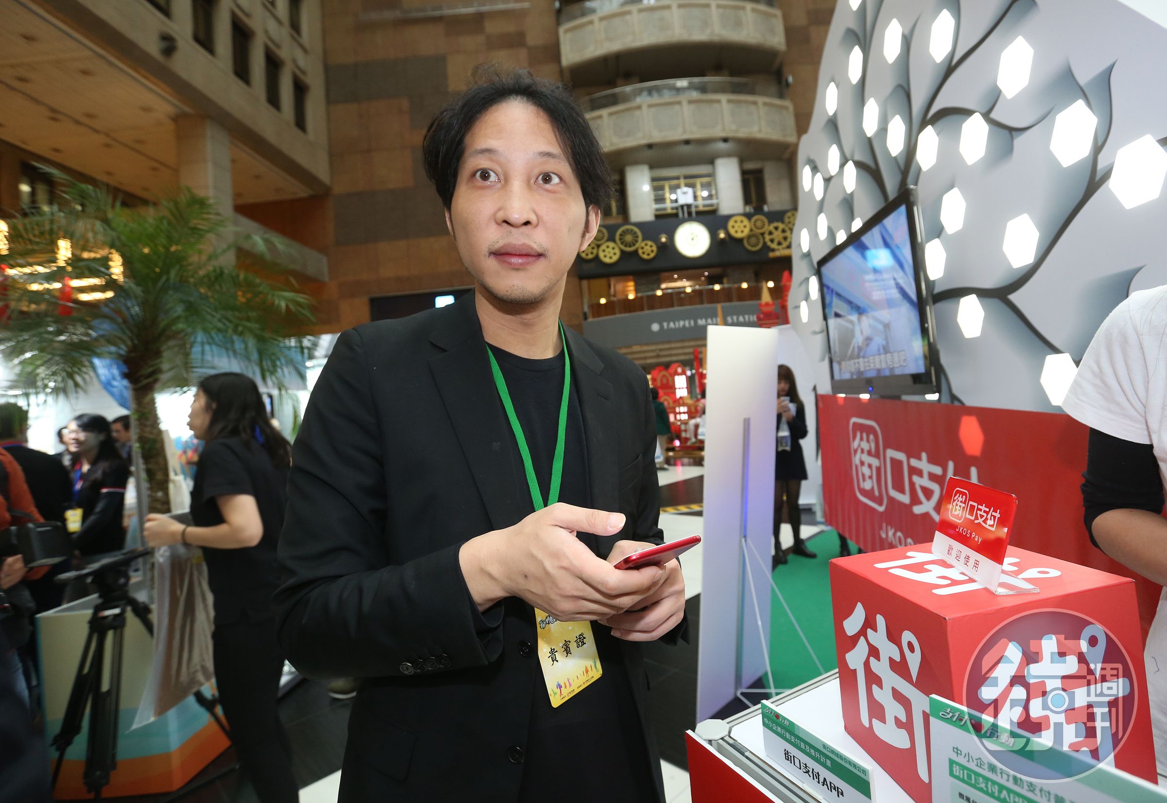 胡亦嘉和國票華頓投信合作，下一步打算靠賣基金獲利。