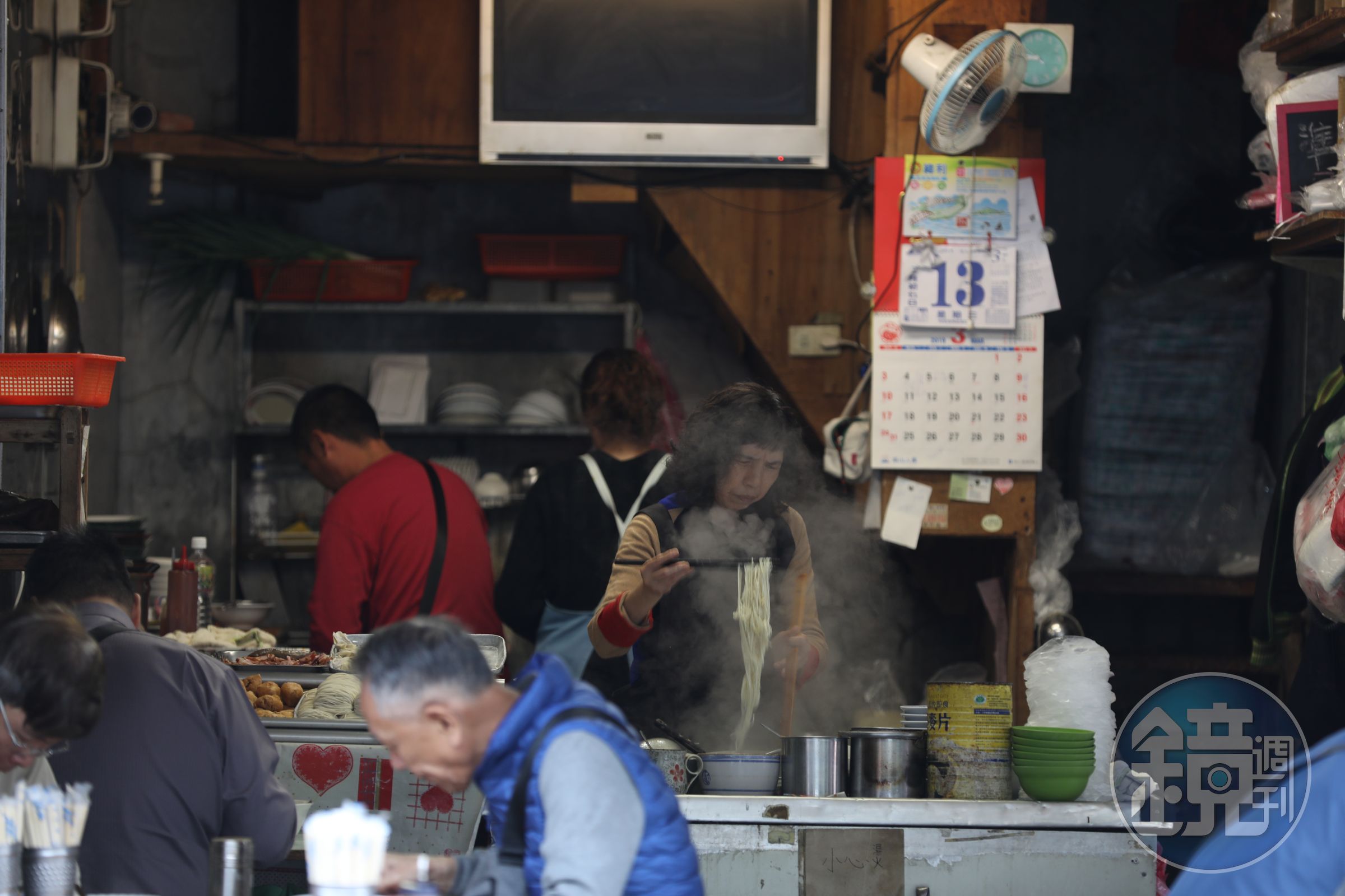 「火生餛飩麵店」保留古早純樸氣質。