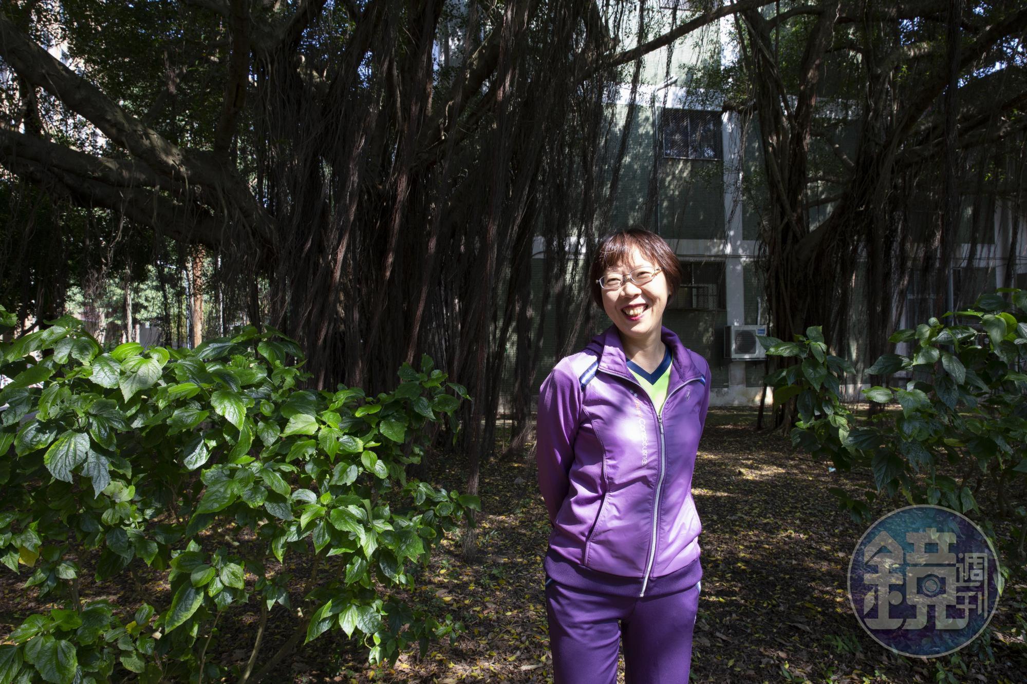 侯美花獨立帶大一雙兒女,如今是她人生最滿足的時刻。