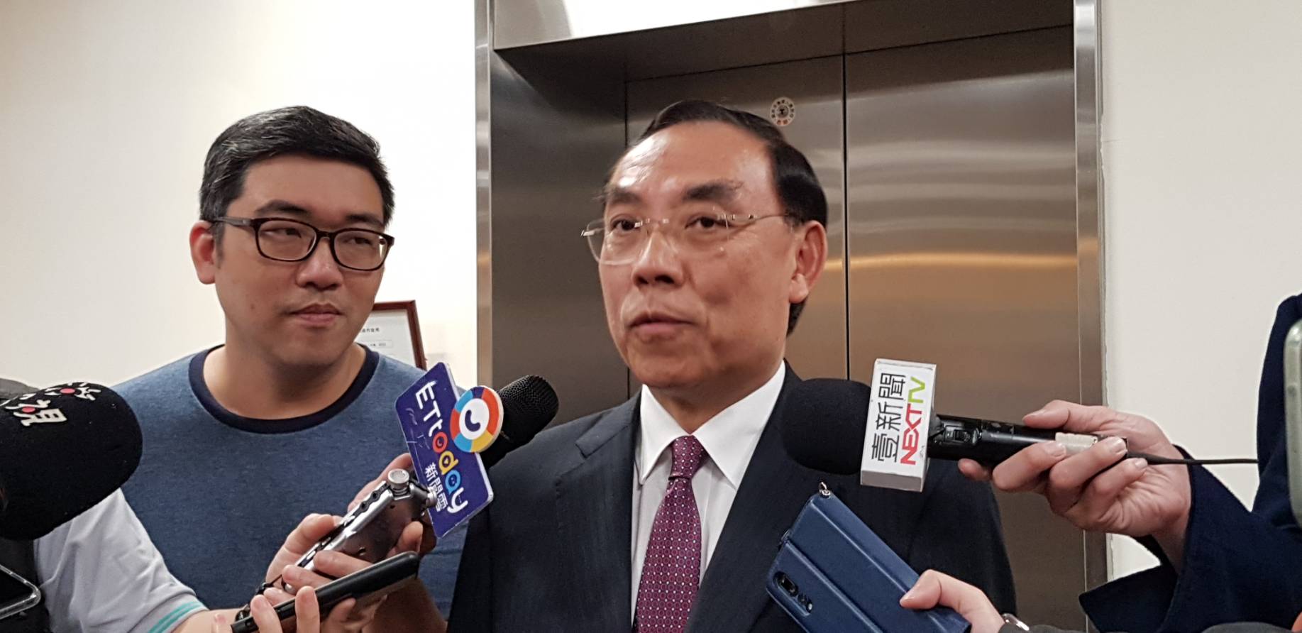 法務部長蔡清祥對彭坤業質疑調查不公的說法表示尊重。