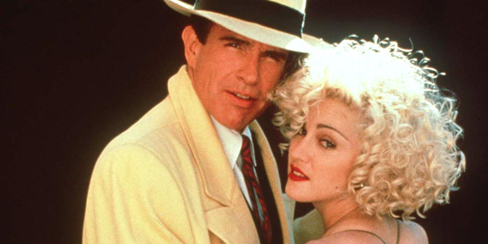 電影《狄克崔西》由華倫比堤（左）自導自演，右為女星瑪丹娜。（翻攝自 laughingplace.com）