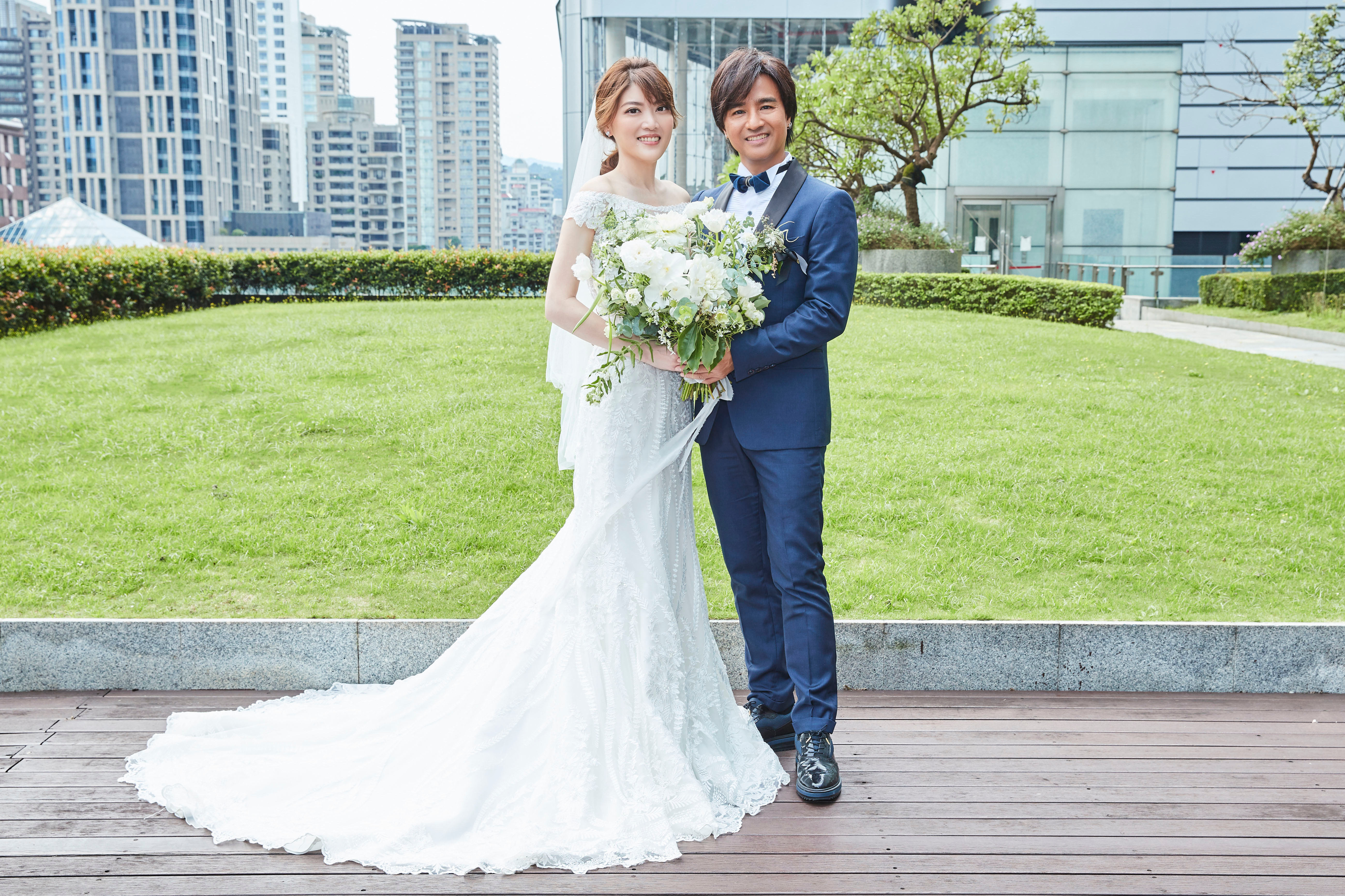 老婆Jenny是經朋友介紹認識，讓尤秋興甘願終結單身。（華研提供）