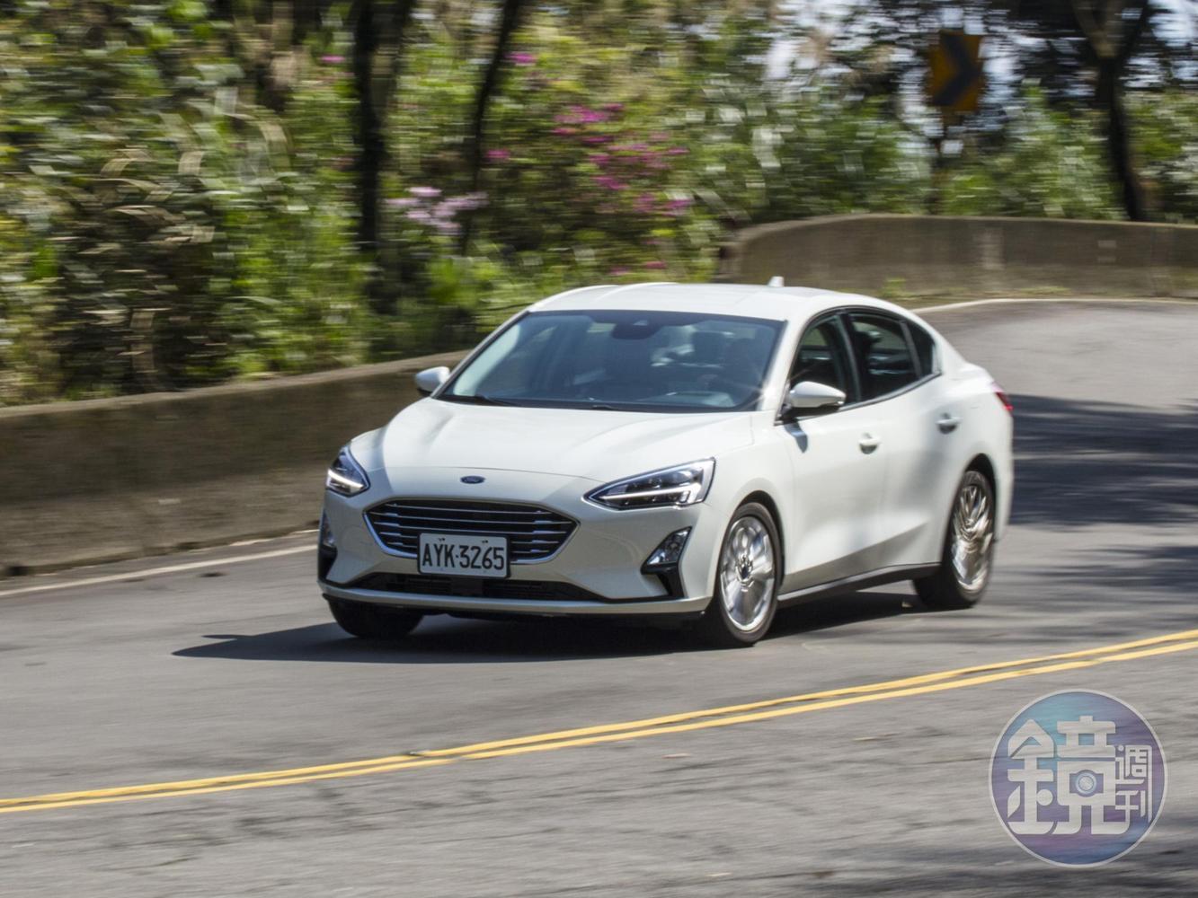 FORD Focus Mk.4。