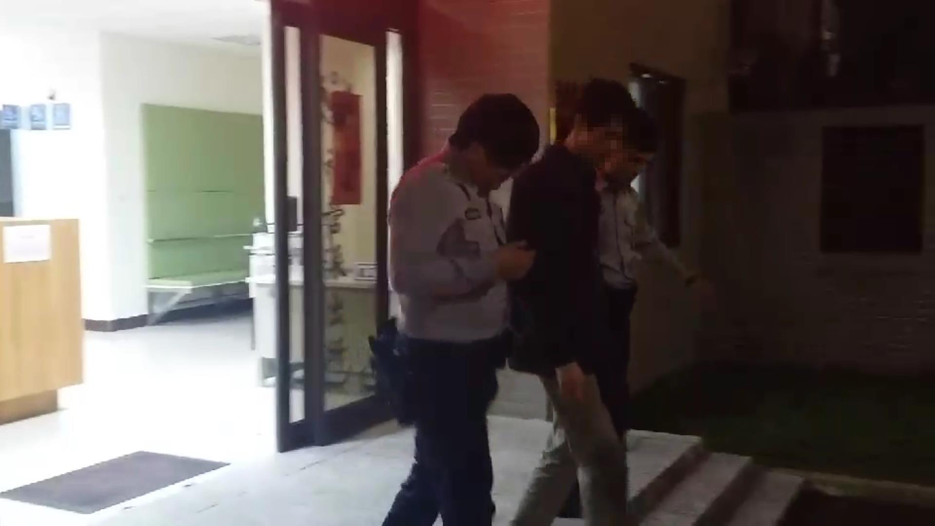 鄭男供稱是失業壓力太大才下手犯案。（翻攝畫面）