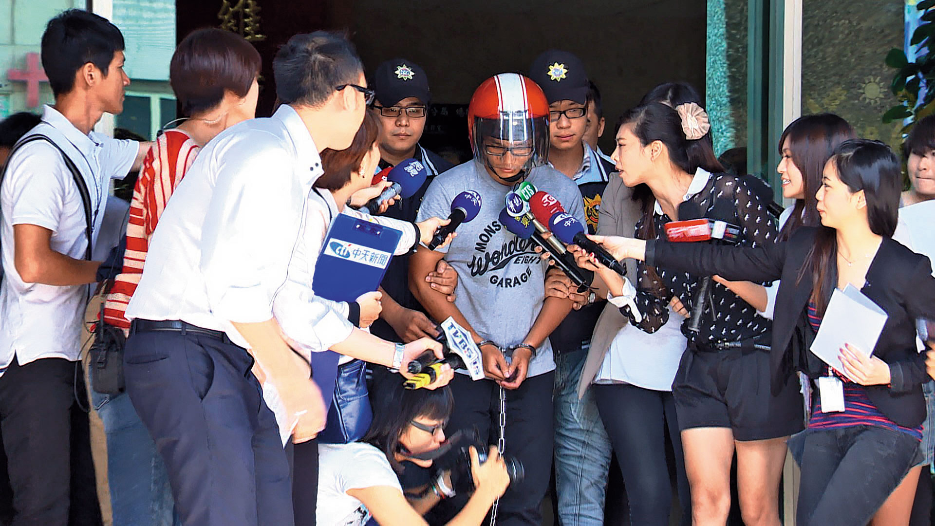 黃麟凱殘忍行徑令人髮指,警方告知他前女友死亡消息時,竟冷回:「關我什麼事。」(東森新聞提供)