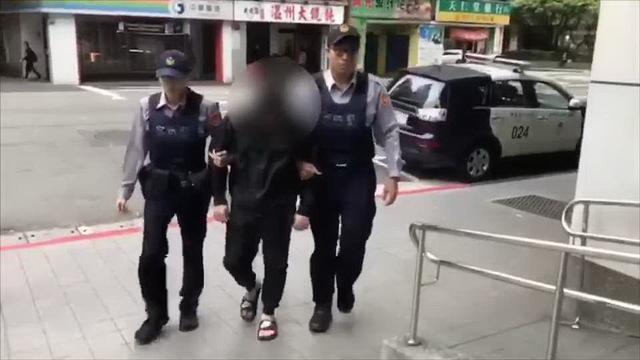 警方將糾眾滋事的連姓男子等5人帶回警局說明。（警方提供）