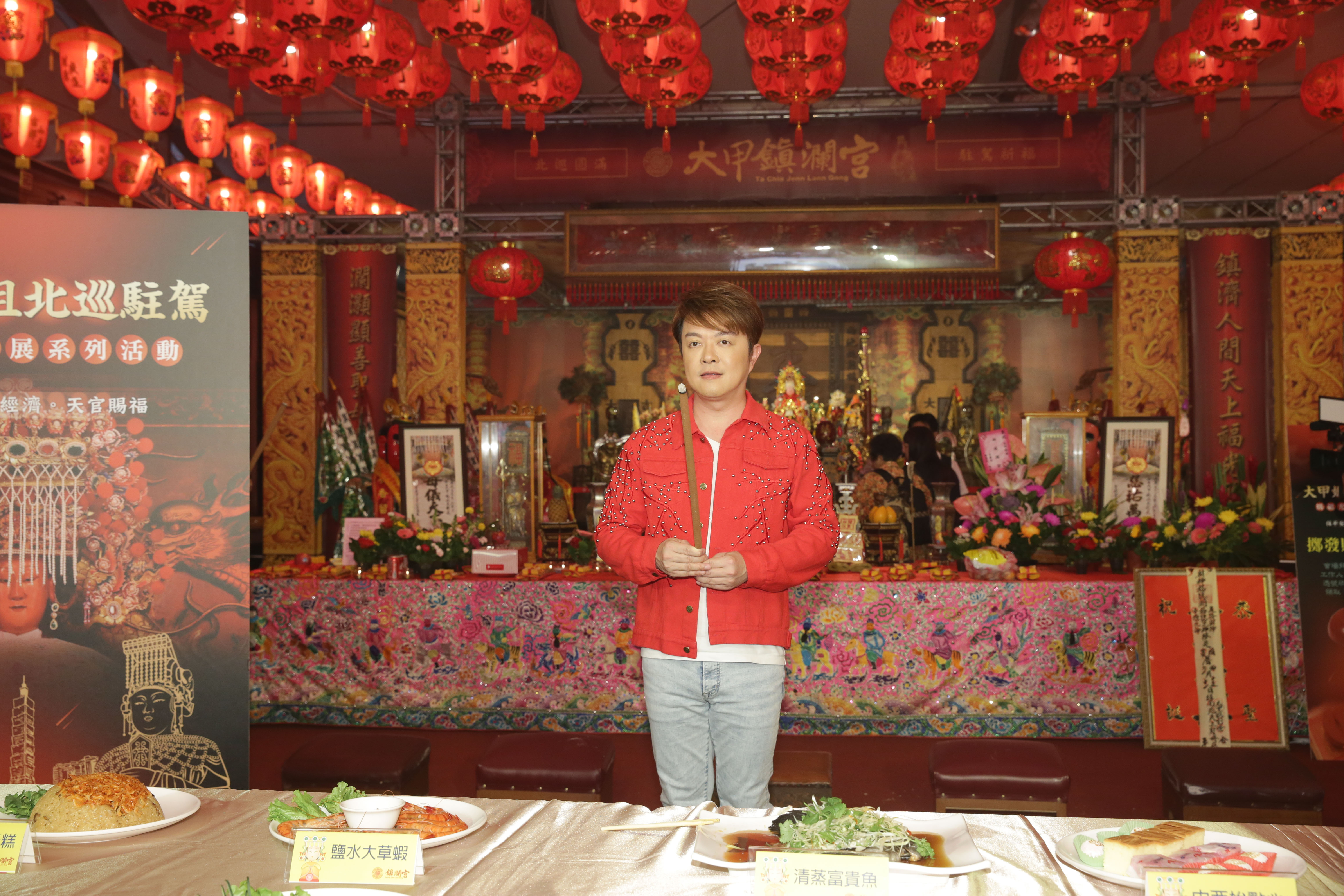 翁立友首次參加大甲媽祖繞境盛會相關活動，也希望幫自己求好姻緣。