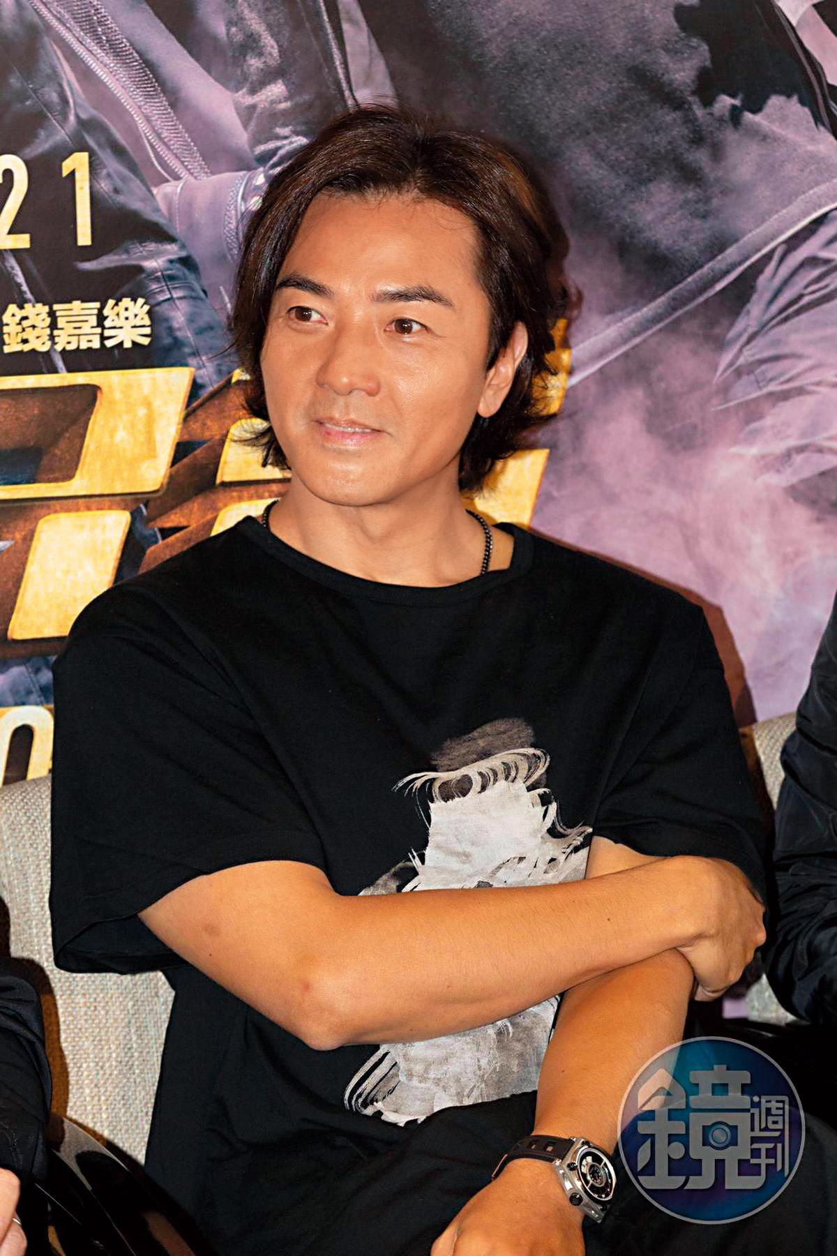 鄭伊健曾在台北小巨蛋與《古惑仔》系列電影主角同台演出，被歌迷敲碗要他舉辦演唱會。
