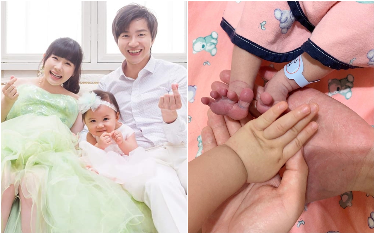 江宏傑於臉書宣布兒子「小小傑」平安出生的喜訊，還附上一家四口溫馨的手掌「全家福」（左）。（翻攝自福原愛、江宏傑臉書）