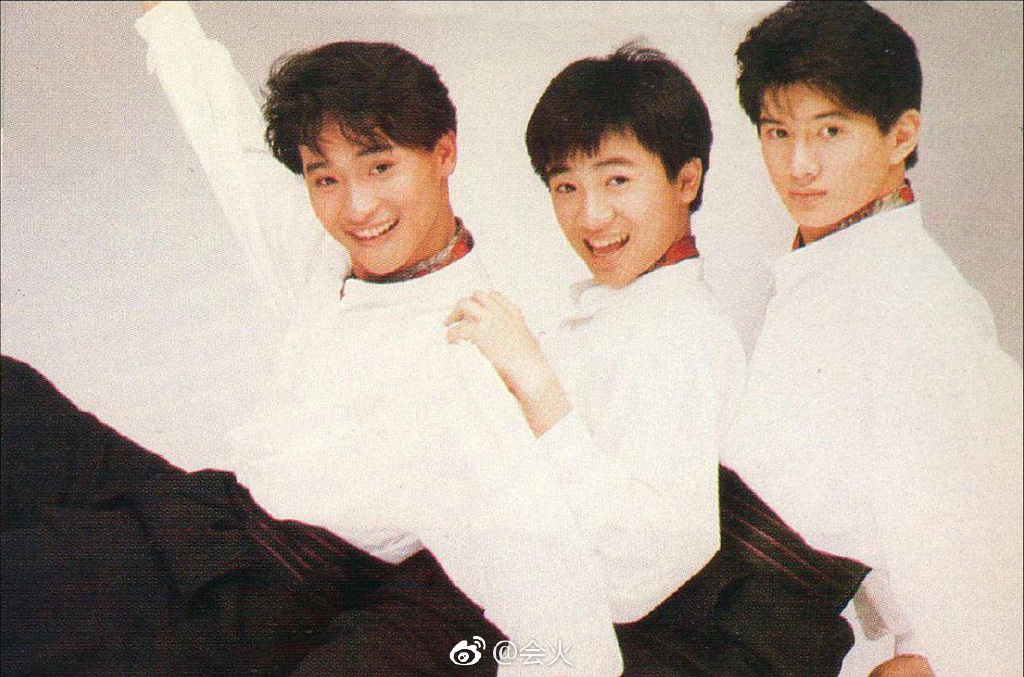 小虎隊是90年代當紅的男子團體。（翻攝自微博）