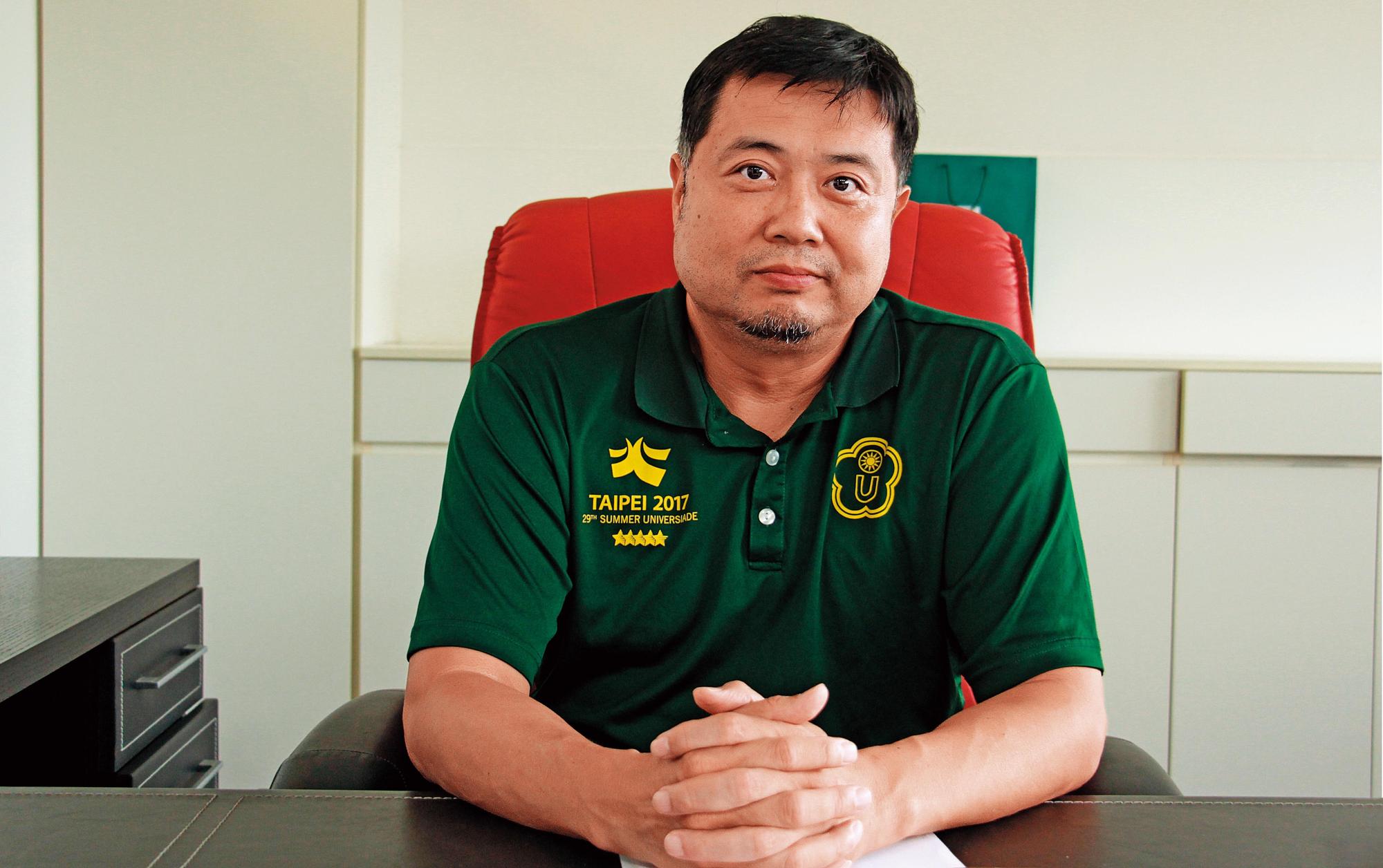 曾慶裕去年才剛升任輔大教育學院院長,沒想到當年升等教授的論文卻爆抄襲爭議。(翻攝輔仁大學網頁)