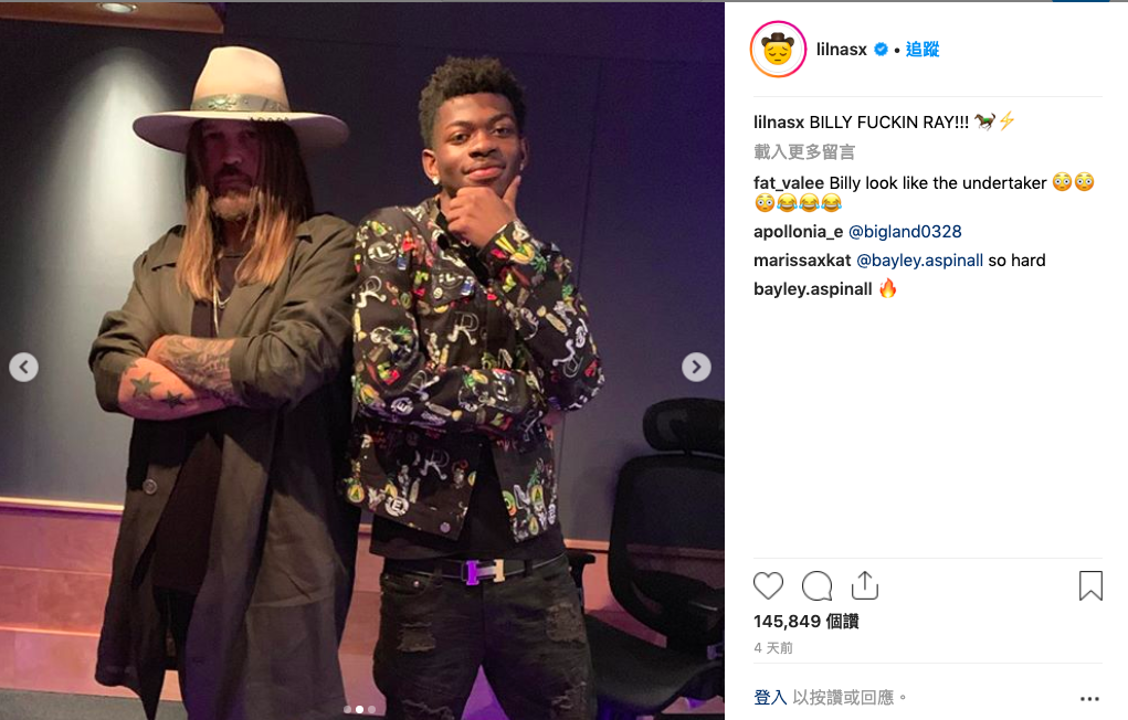 因為〈Old Town Road〉爆紅,比利雷希拉(左)馬上被唱片公司找來幫腔,跟「Little Nas X」製作混音版,希望可以再掀一波熱潮。(翻攝自「Little Nas X」官方Instagram)