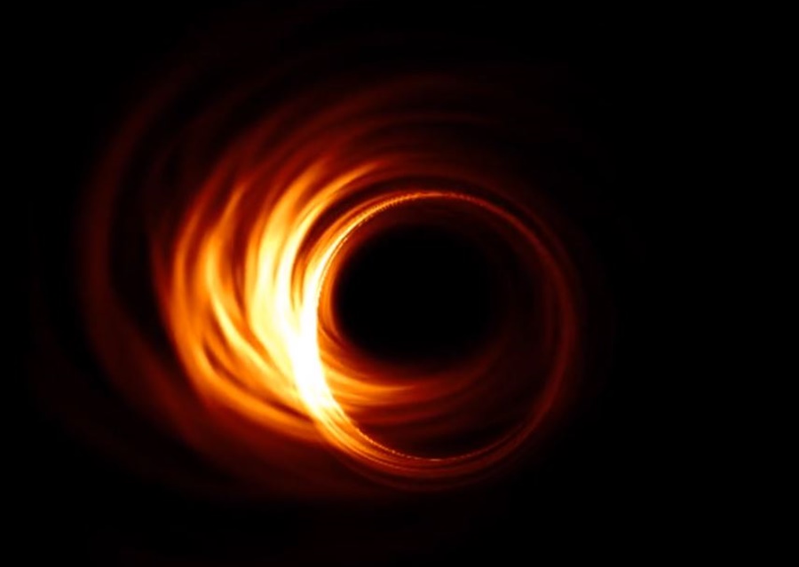 中研院參與的「事件視界望遠鏡計畫」今（10日）晚間9點將舉辦記者會，公布黑洞重大發現。（翻攝自Hotaka Shiokawa）