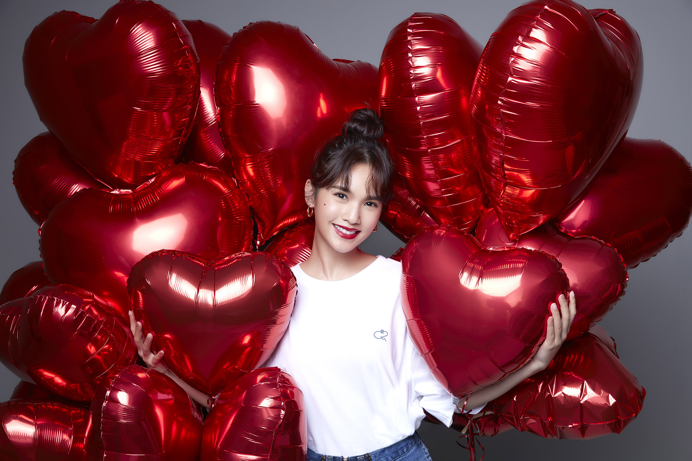 楊丞琳宣布將舉辦《＃LRF 35歲生日音樂會》。（樹與天空工作室提供）