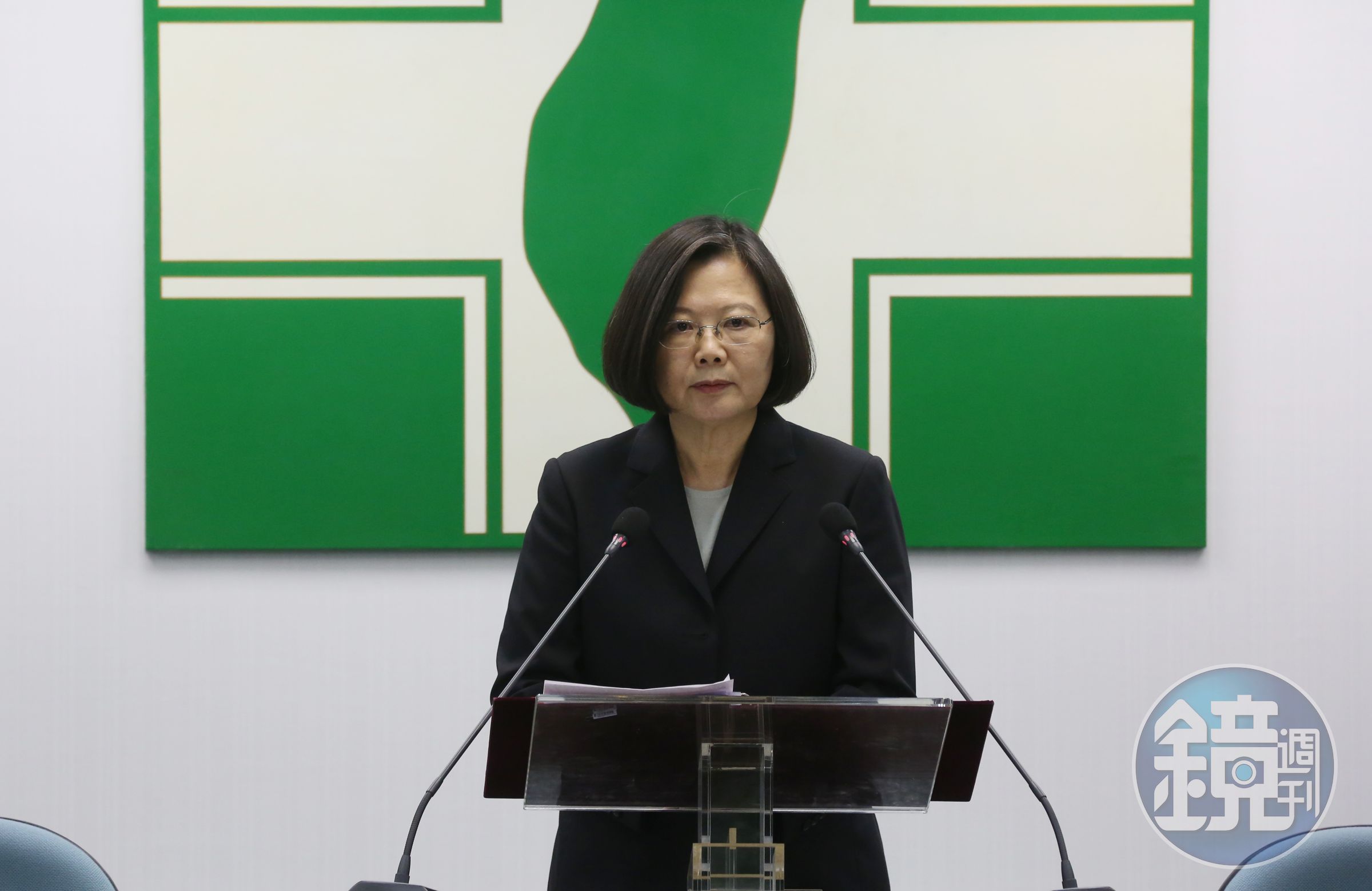 有媒體報導，總統蔡英文面對賴清德強硬態度，不排除考慮退黨參選，但此一說法遭總統府打臉，並表示沒有人可以當總統的代言人。