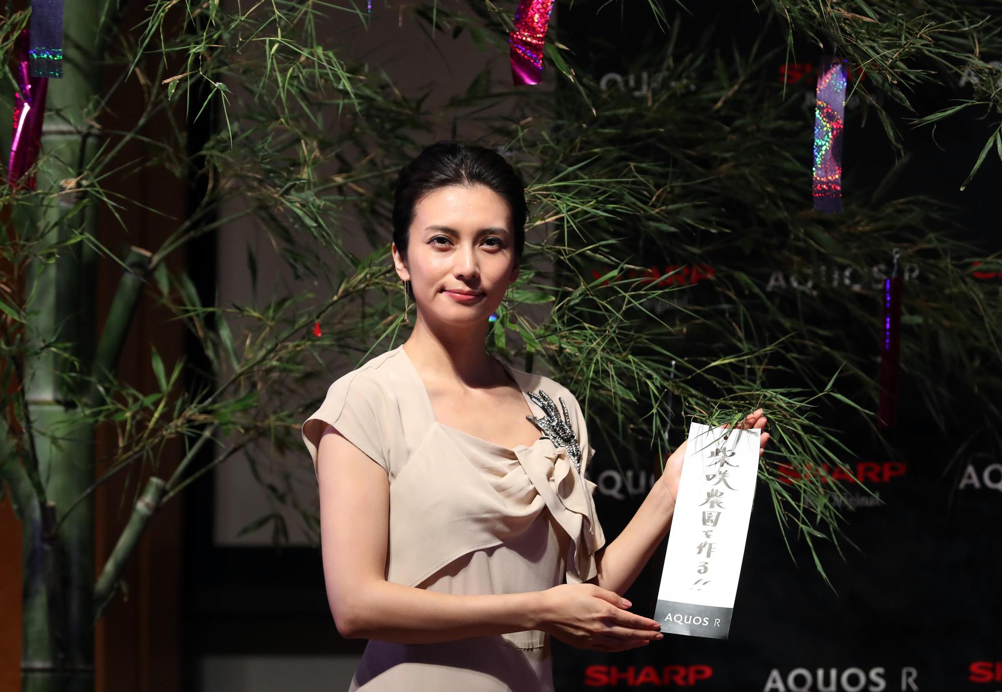 柴崎幸曾與福山雅治主演的電視劇《神探伽利略》也創下高收視率。(東方IC)