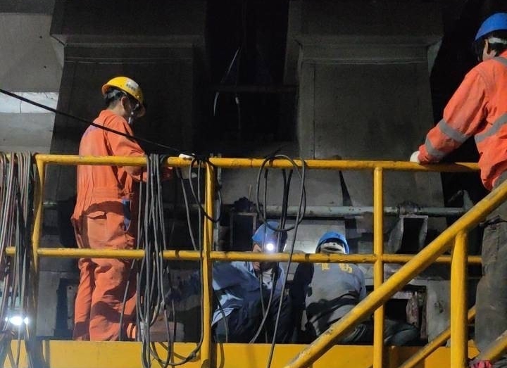 張姓工人遭焚化廠引封機捲入，遭絞成碎塊。（翻攝畫面）