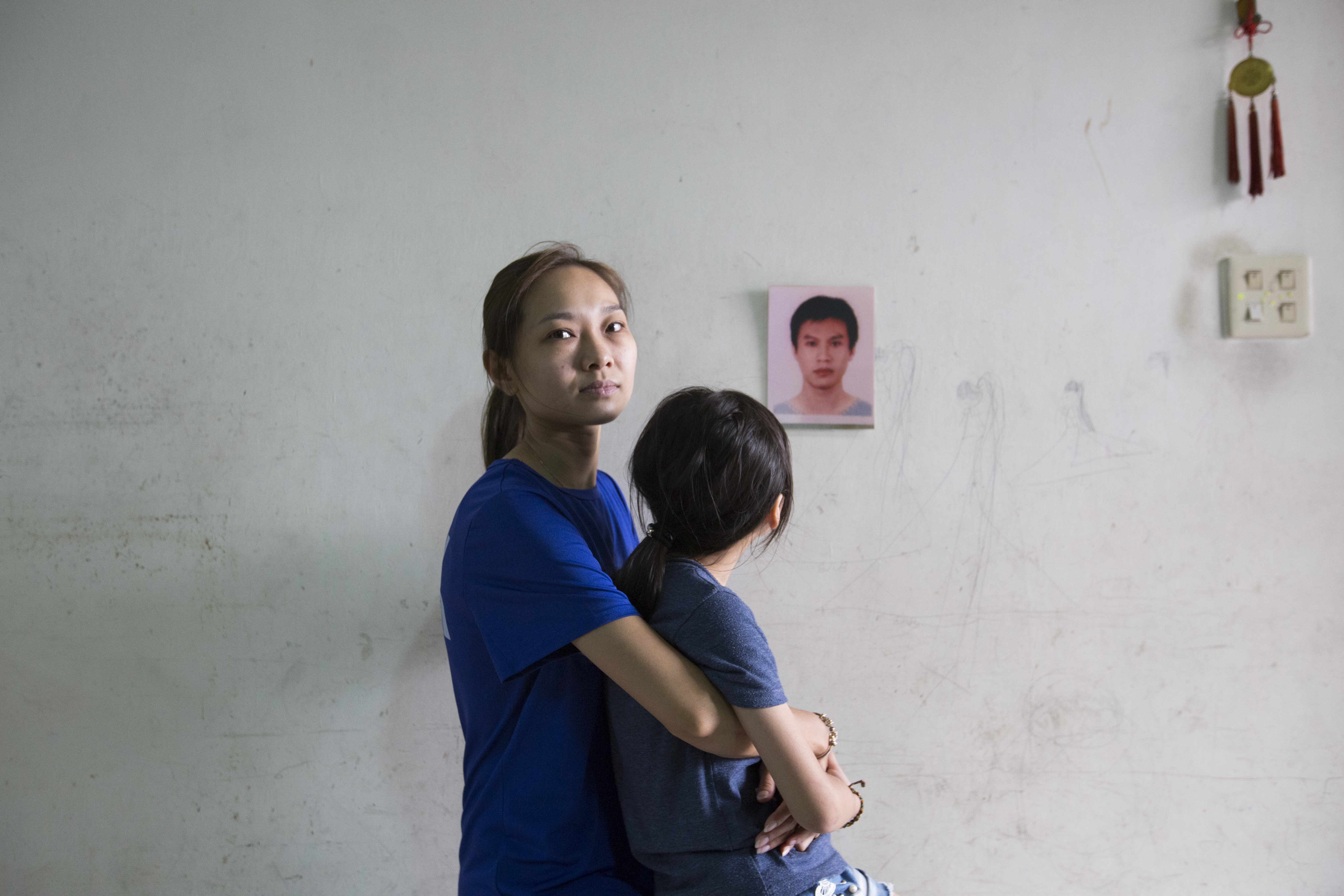 攝影楊子磊靠著〈心內話——隱形工時會殺人〉勇奪年度最佳照片、肖像類第一名。